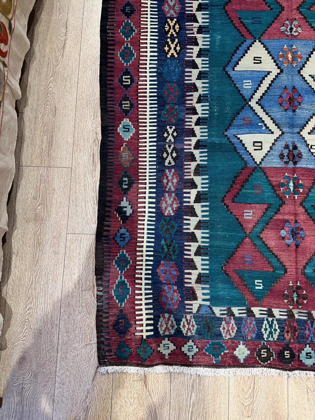 Vintage Turkish Kilim Rug, Handwoven Wool Boho Rug (4.5 x 6.4 ft)