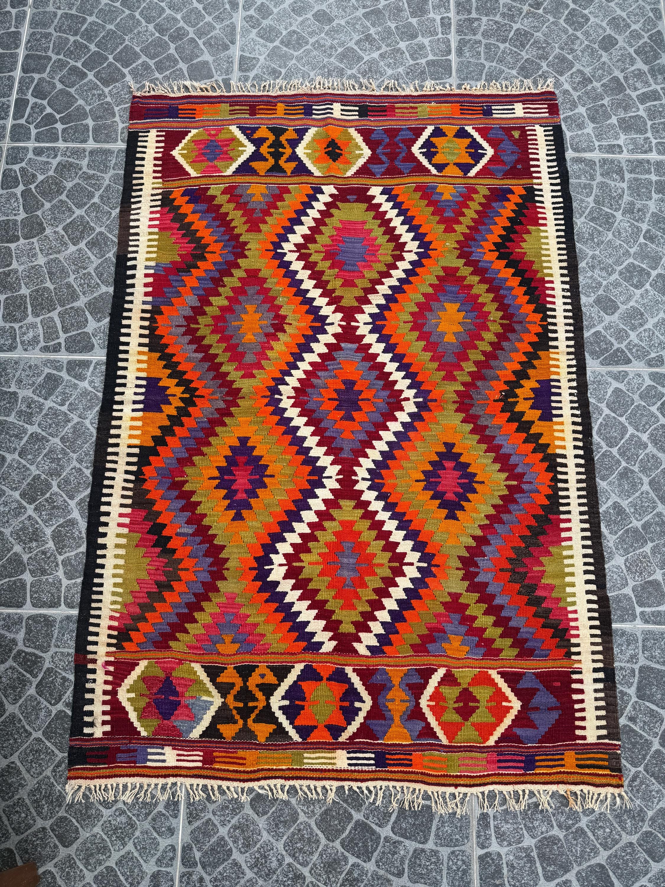 Vintage Turkish Kilim Rug, Handwoven Wool, Bohemian Decor (3.84x5.58 ft)