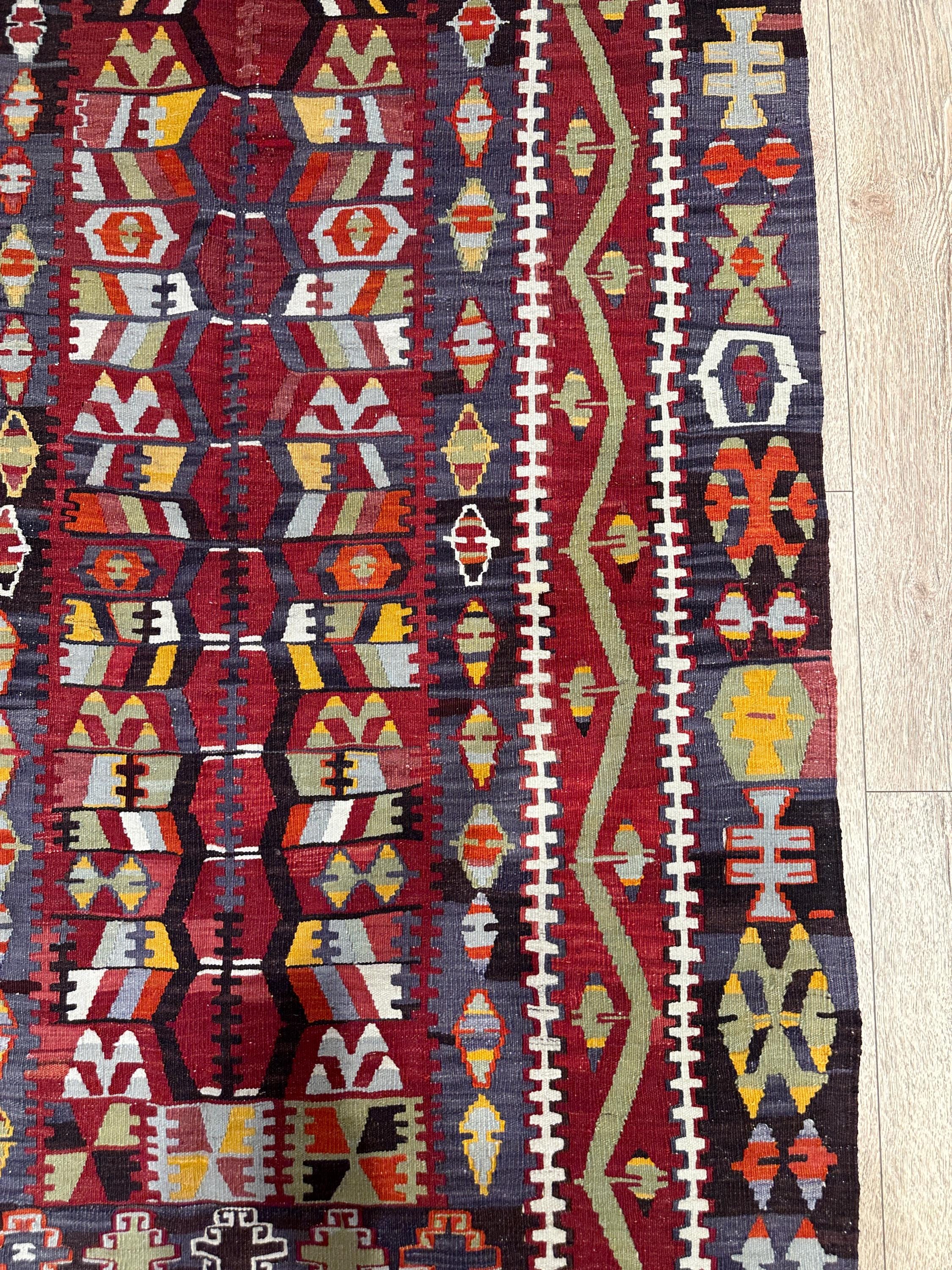 Vintage Turkish Kilim Rug, Handwoven Wool Boho Decor (4.26 x 7.08 ft)