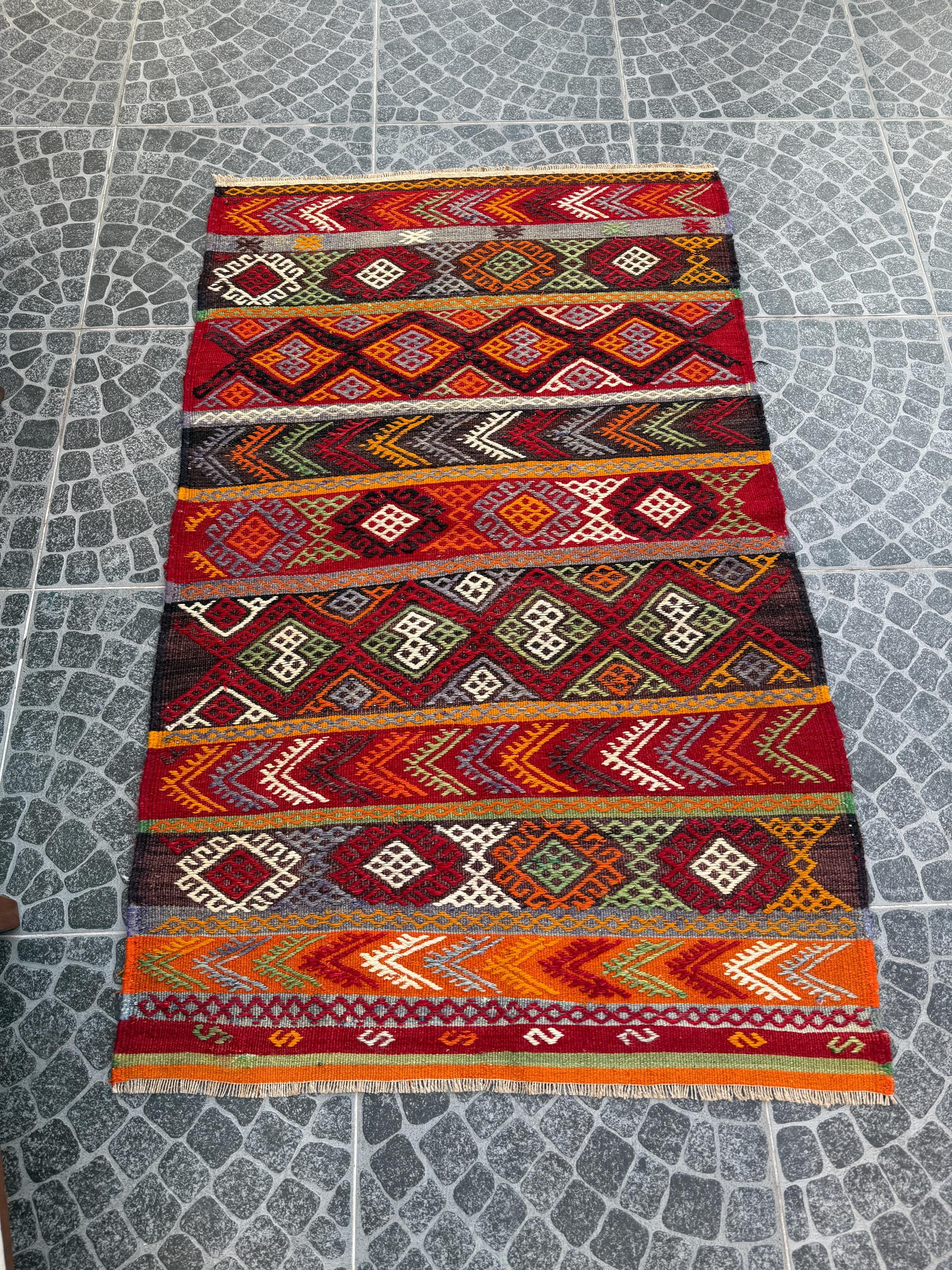 Vintage Turkish Kilim Rug, Handwoven Wool, Bohemian Decor (3.77x6.04 ft)