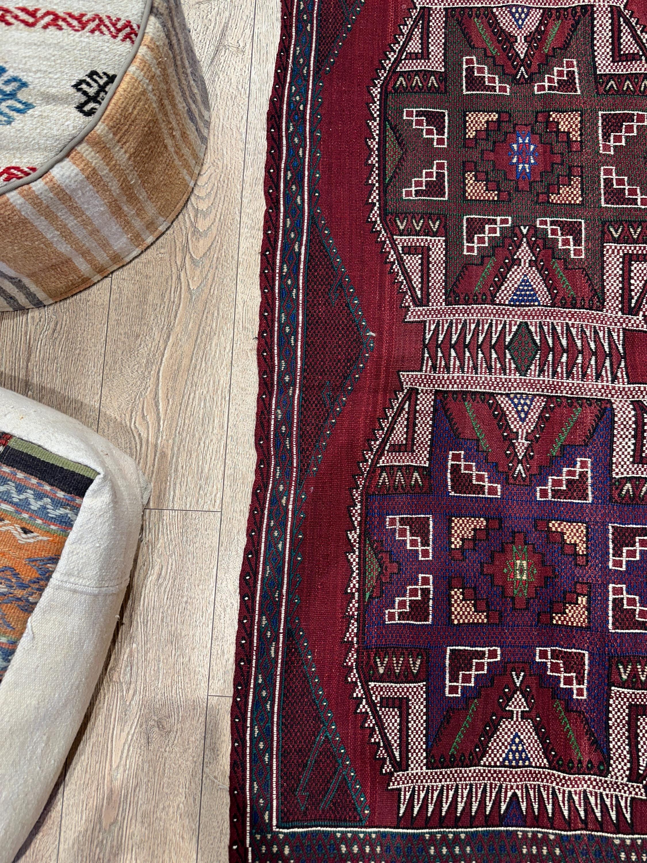 Vintage Turkish Kilim Rug, Handwoven Wool, Geometric Tribal Design (4.46 x 6.56 ft)