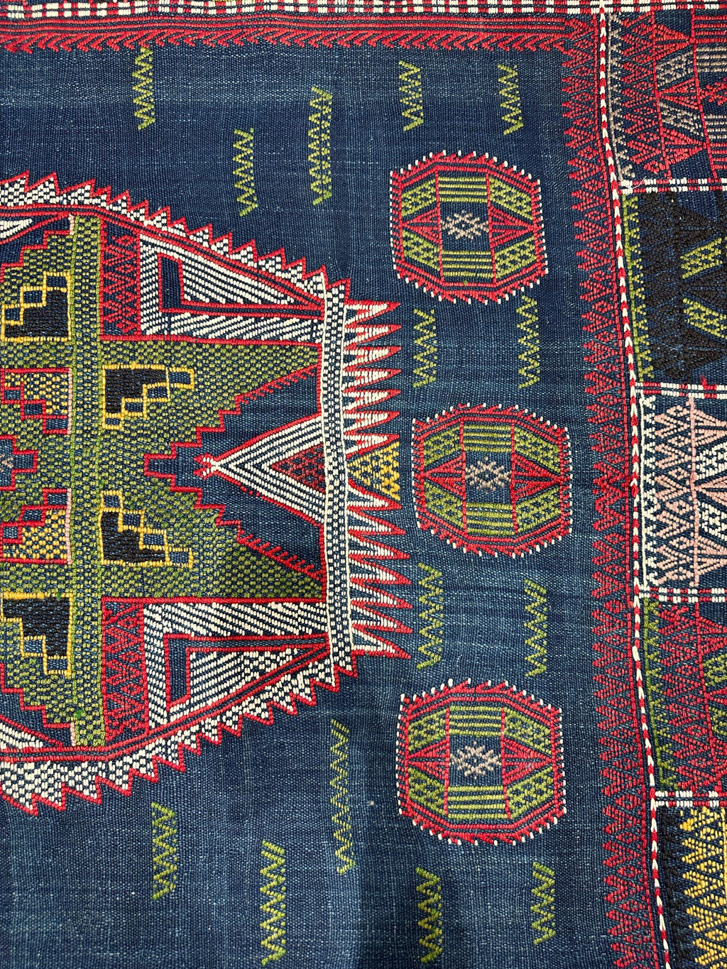 Vintage Turkish Kilim Rug, Handwoven Wool Area Rug (4.20x5.70 ft)