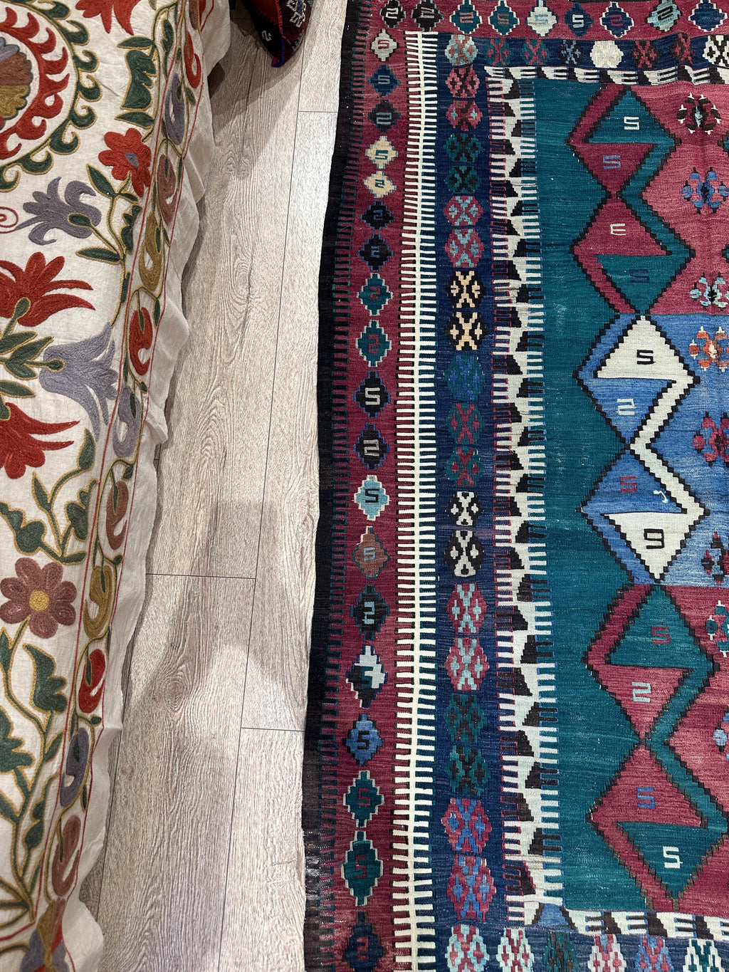 Vintage Turkish Kilim Rug, Handwoven Wool Boho Rug (4.5 x 6.4 ft)