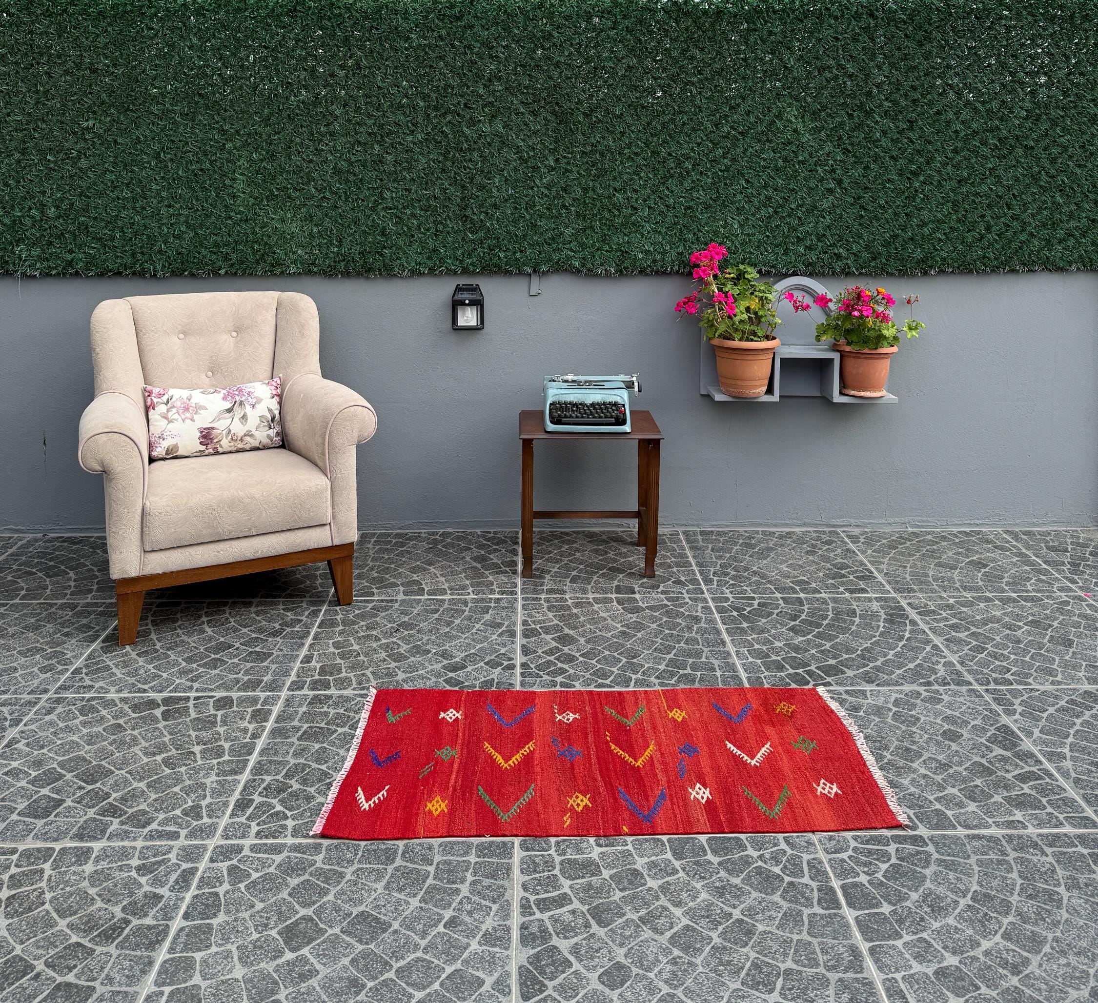 Vintage Turkish Kilim Rug, Handwoven Wool Cicim Rug (1.90x3.81 ft)