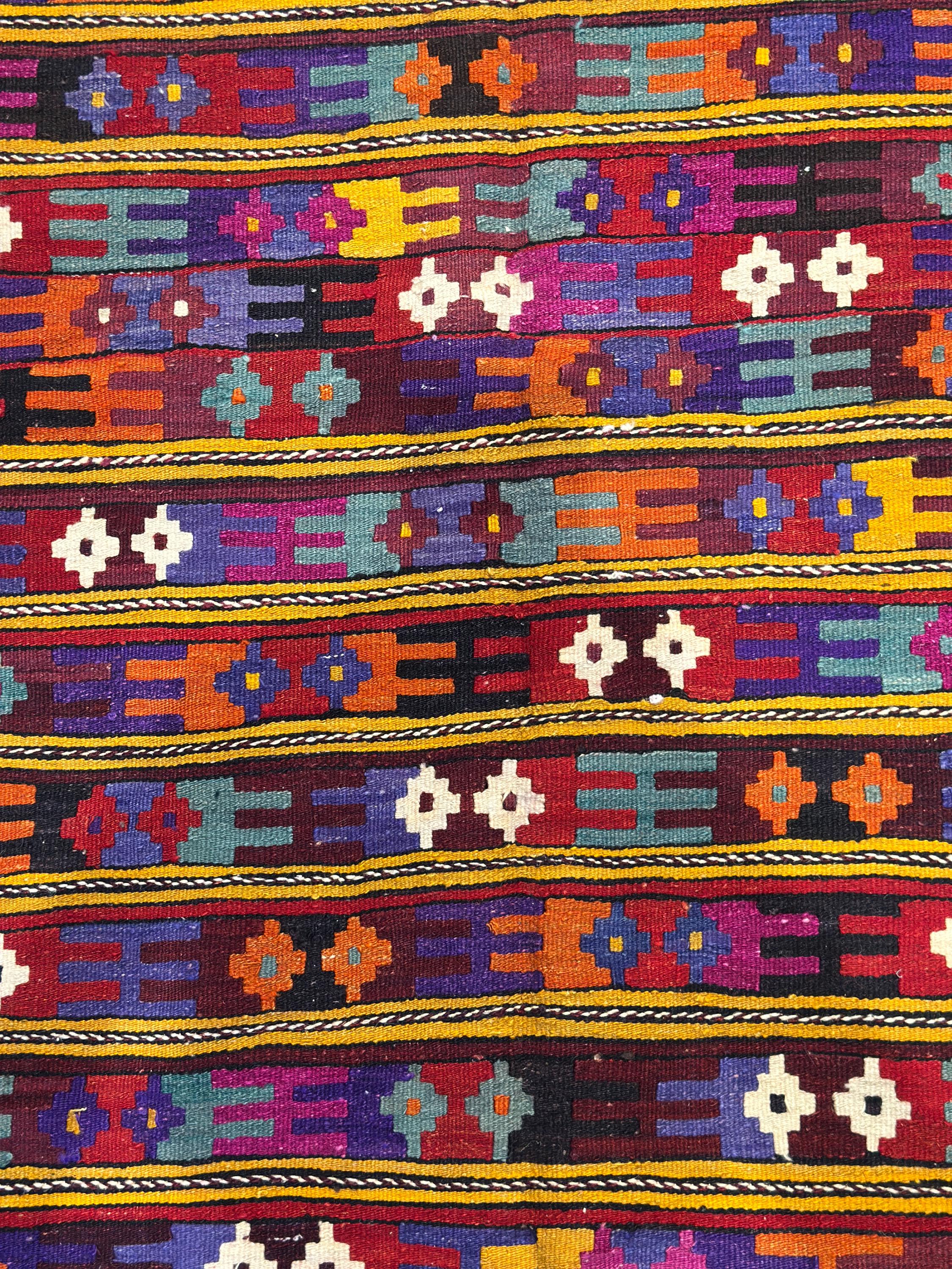 Vintage Turkish Kilim Rug, Handwoven Wool Boho Rug (4.5 x 6.8 ft)