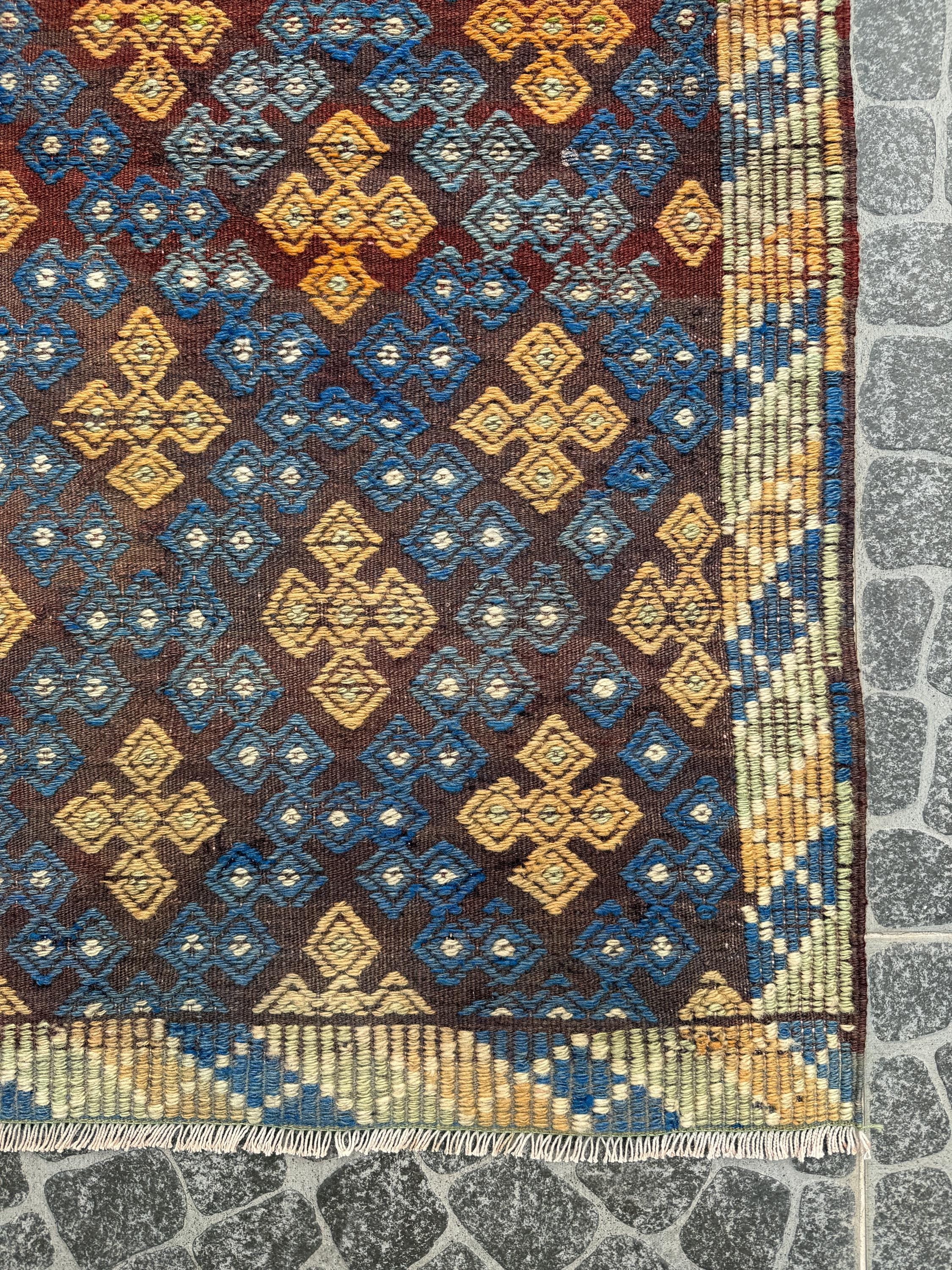 Vintage Turkish Kilim Rug, Handwoven Wool Cicim, Boho Decor (2.76x4.13 ft)