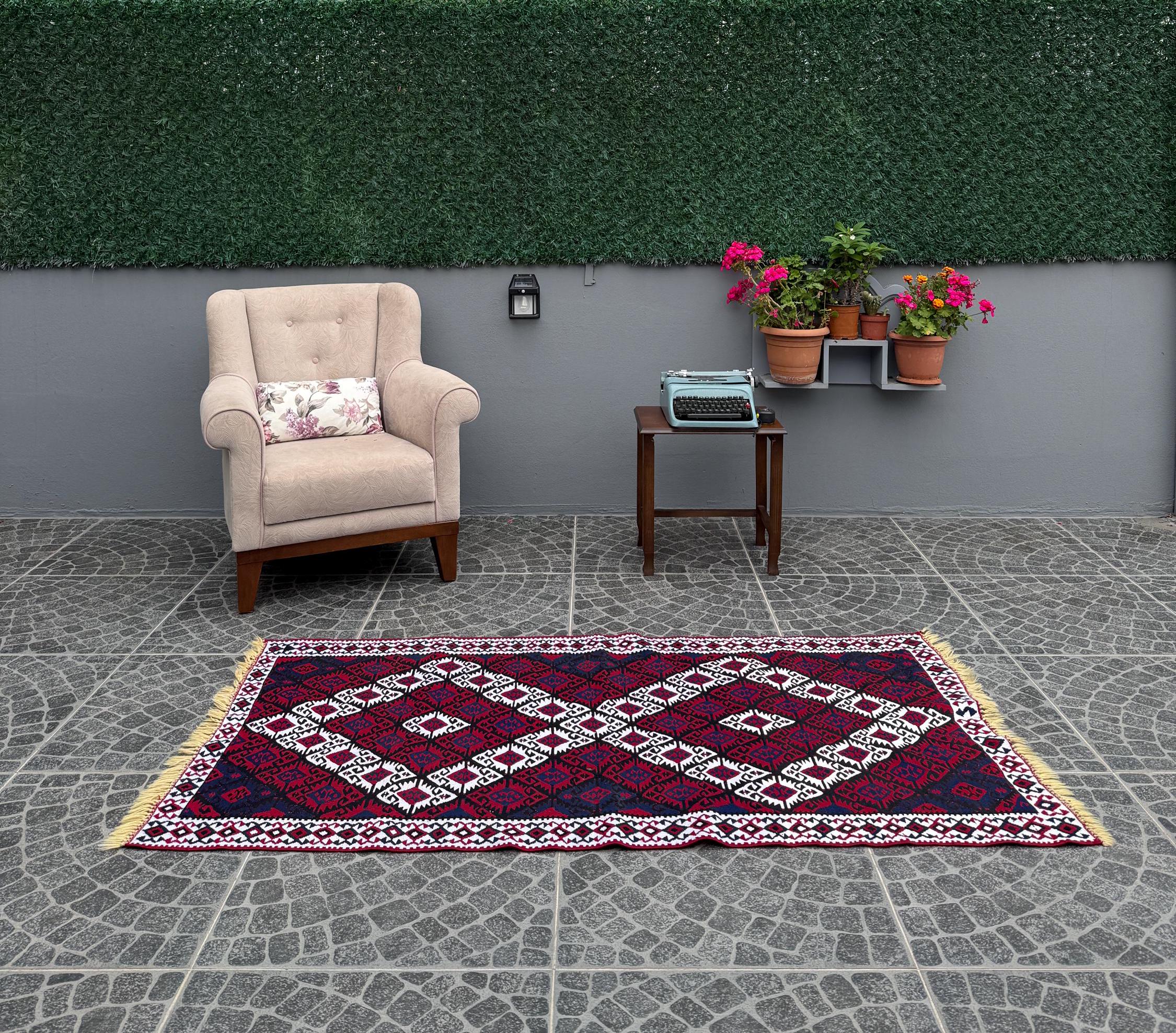 Vintage Turkish Kilim Rug, Handwoven Wool, Boho Decor (3.22x5.97 ft)