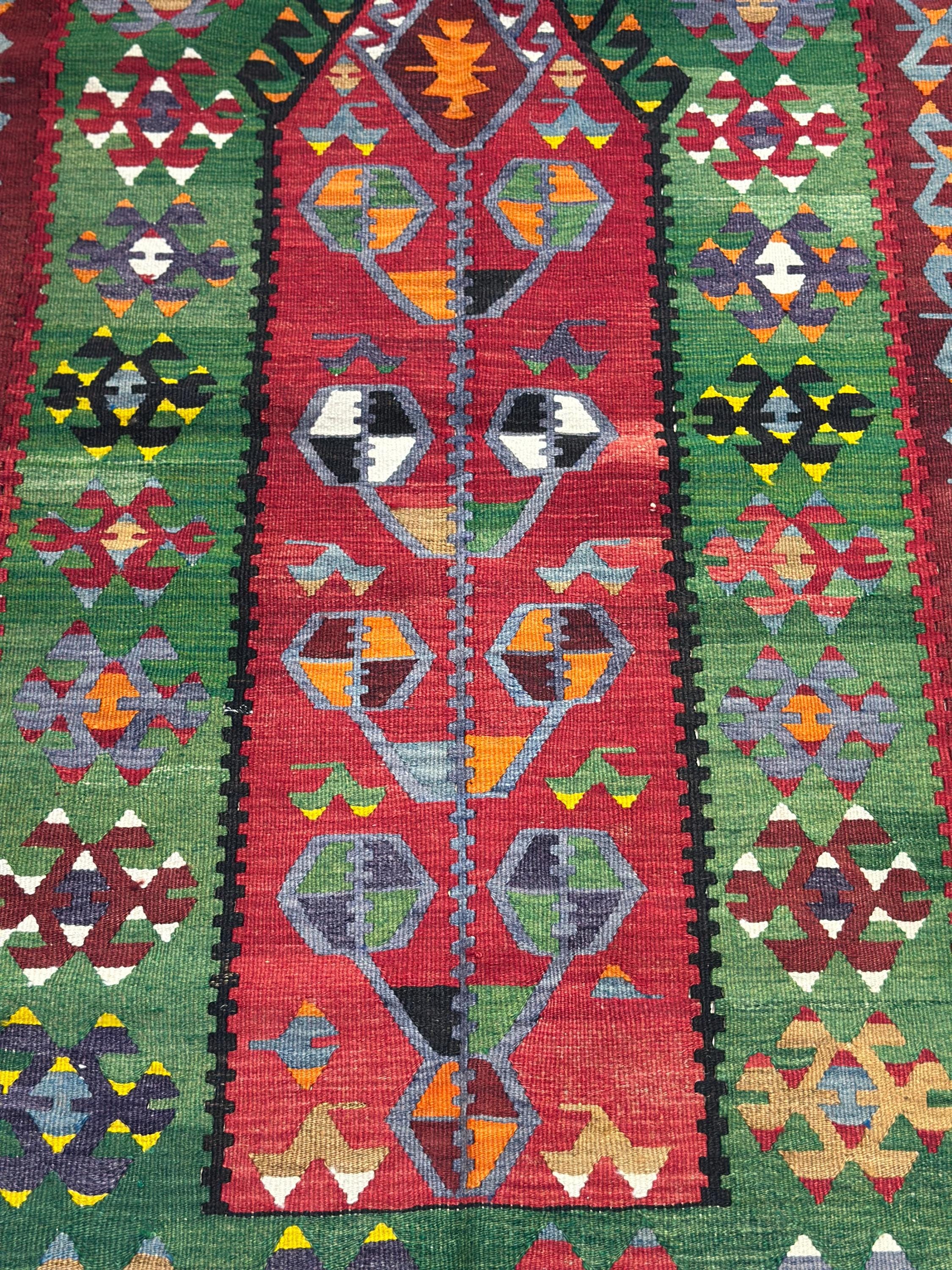 Vintage Turkish Kilim Rug, Handwoven Wool, Boho Decor (3.74 x 5.97 ft)