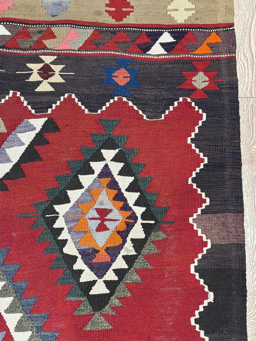 Vintage Turkish Kilim Rug – 4.6 x 7.4 ft, Red Black Geometric Wool Rug