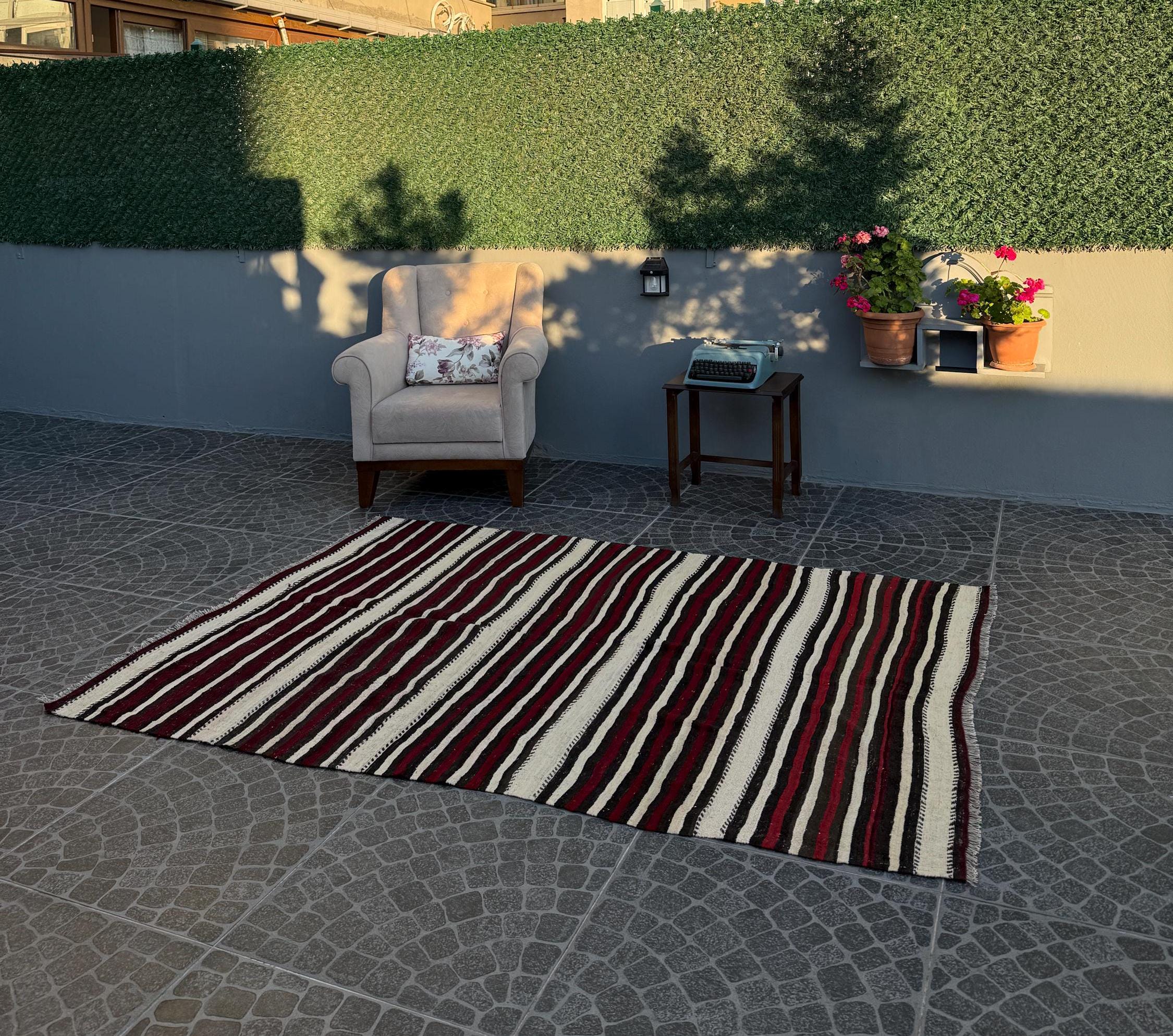 Vintage Turkish Kilim Rug: Handwoven Wool, Striped Bohemian Decor (4.8 x 7.2 ft)