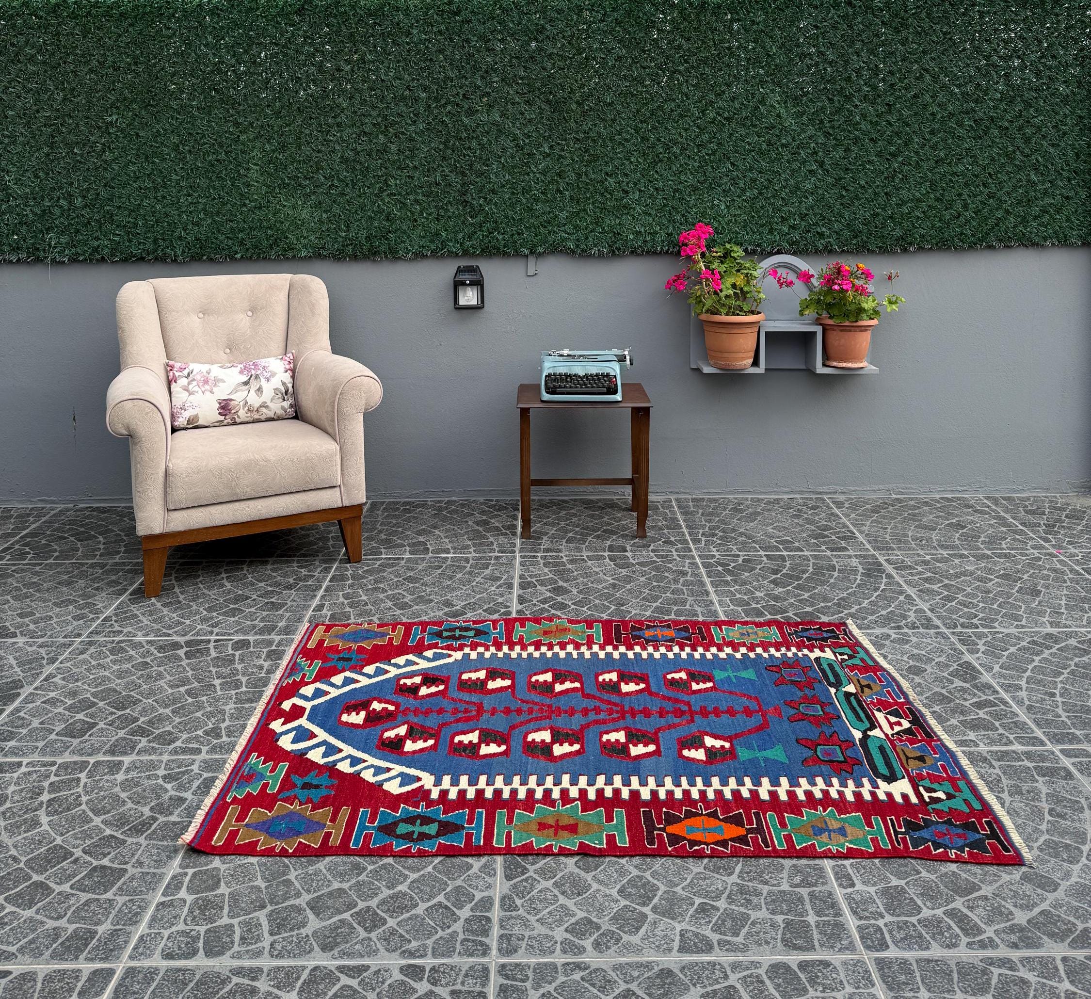 Vintage Turkish Kilim Rug, Tree of Life Motif, Handwoven Bohemian Decor (3.35x5.02 ft)