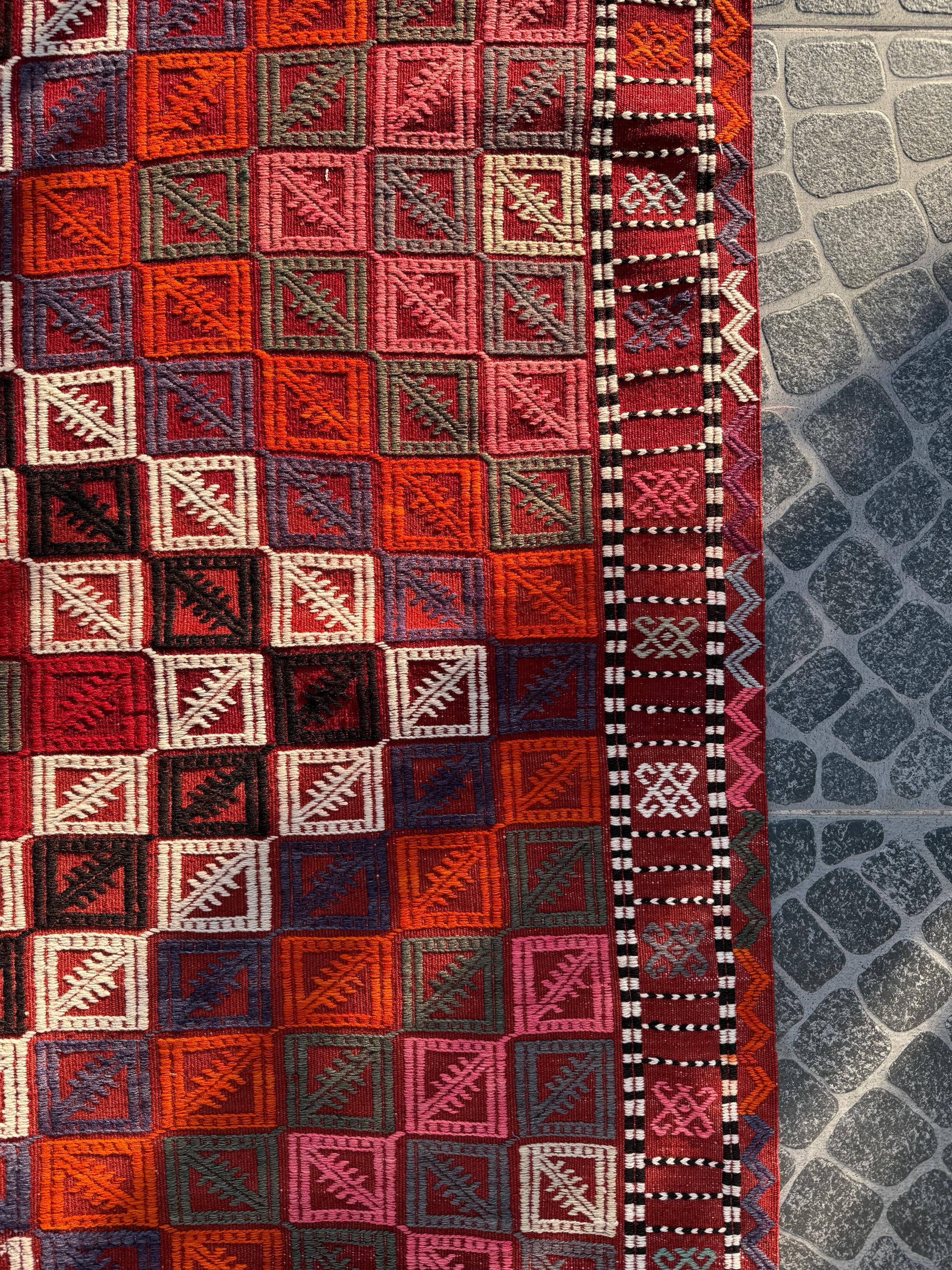 Vintage Turkish Kilim Rug, Handwoven Wool, Bohemian Decor (5.05x8.37 ft)