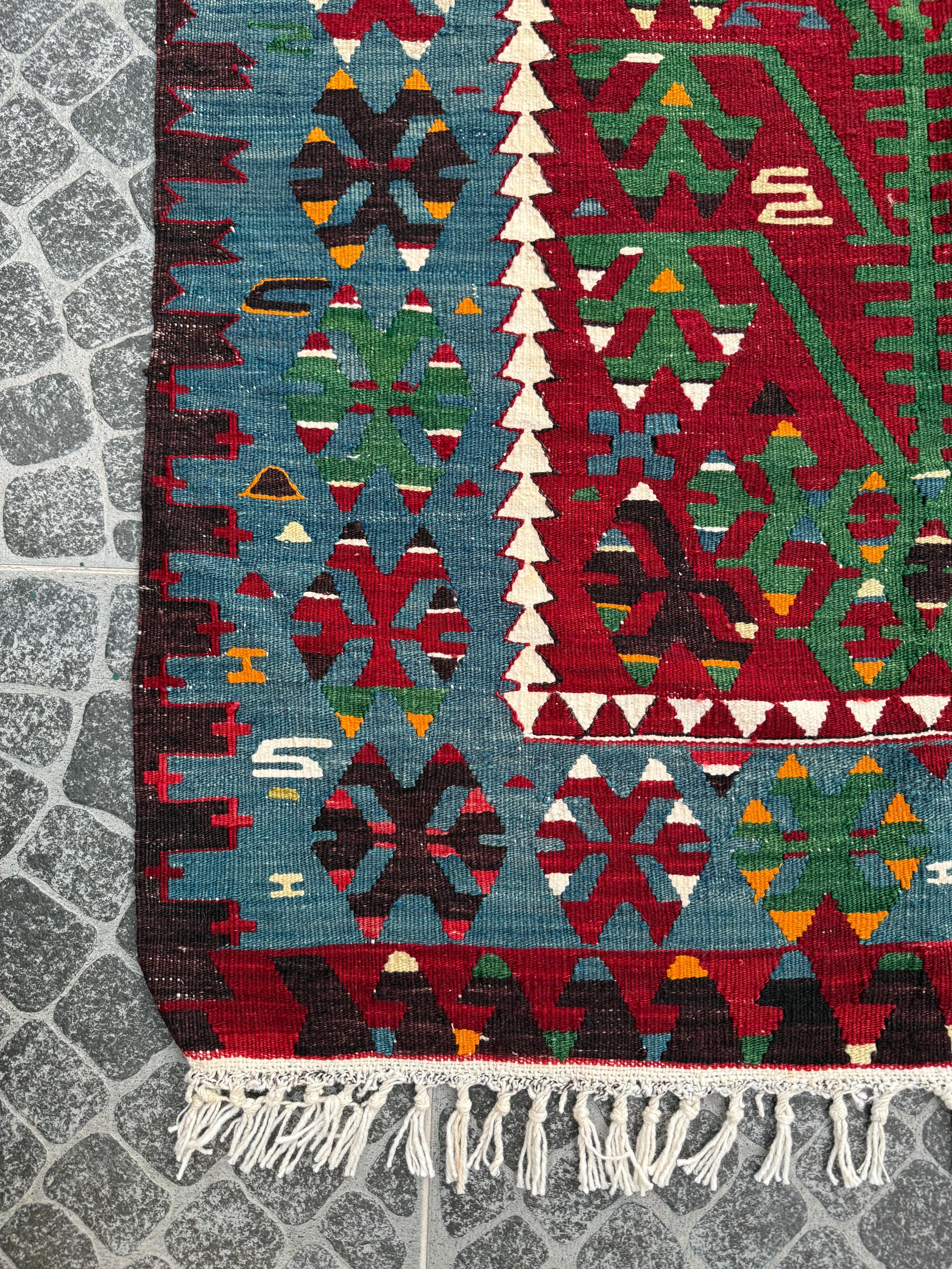 Vintage Esme Kilim Rug, Handwoven Turkish Rug, Bohemian Decor (3.48x5.48 ft)