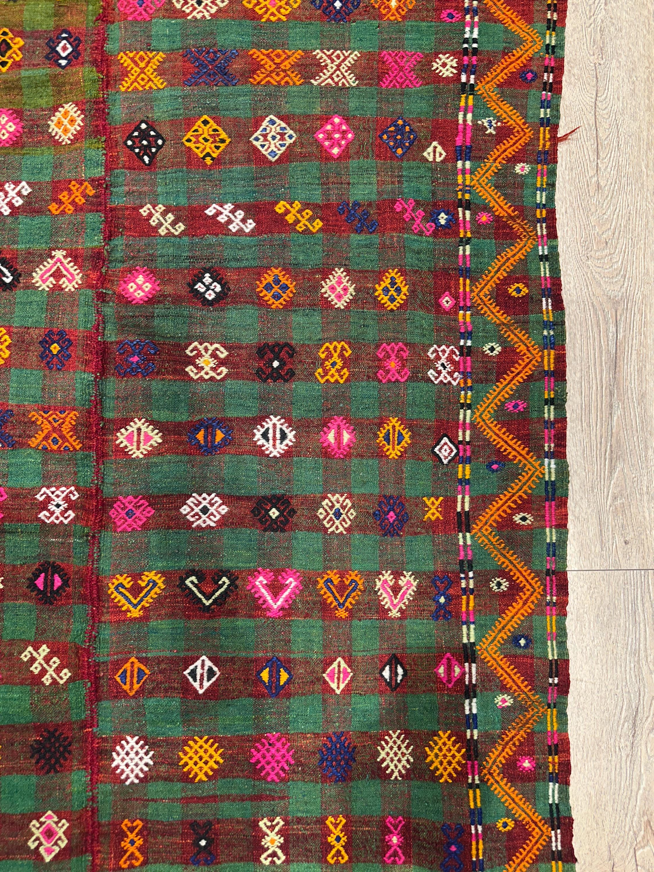 Vintage Turkish Kilim Rug, Multicolor Tribal Wool Rug (4.2 x 5.3 ft)