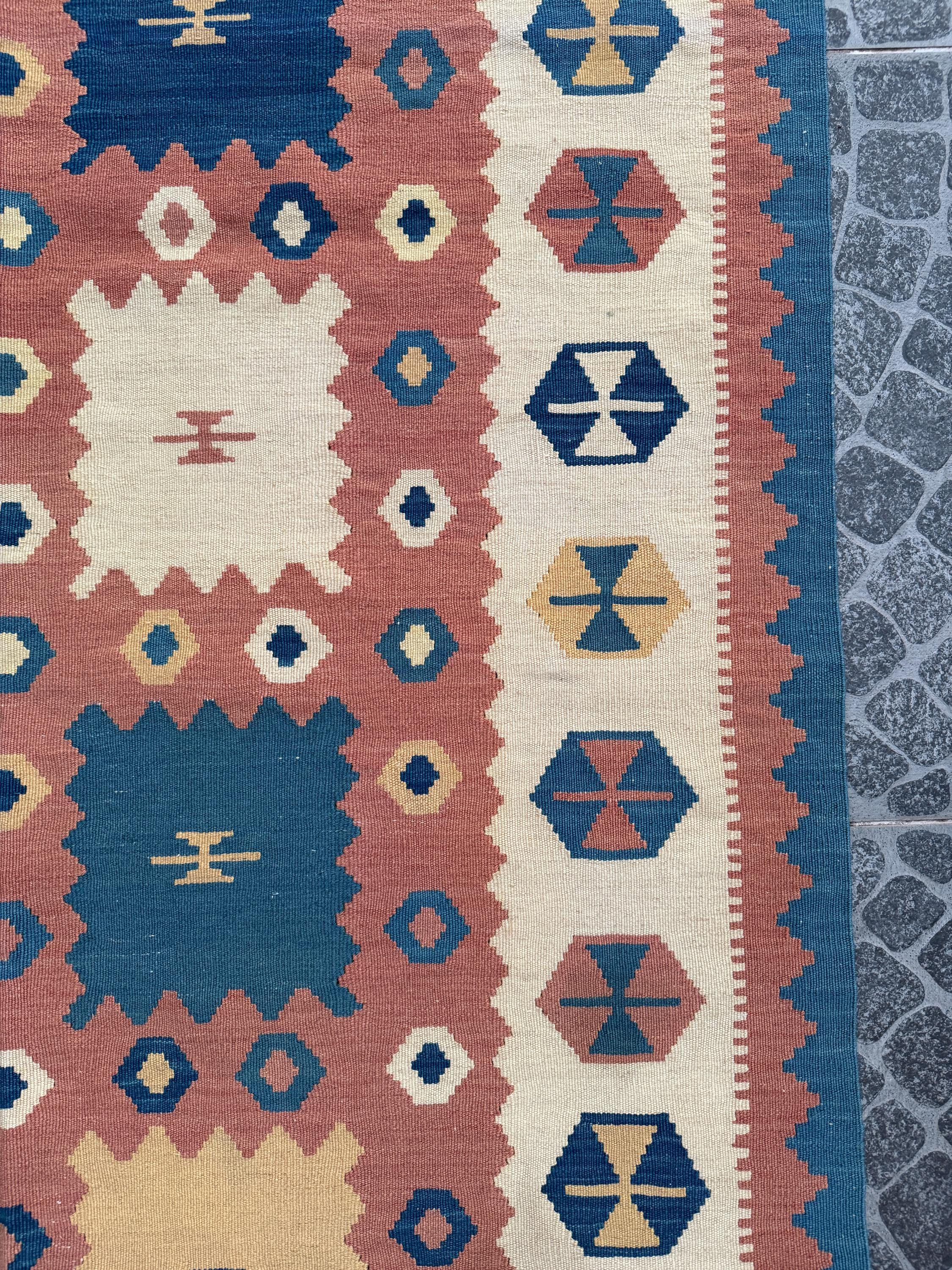 Vintage Turkish Kilim Rug, Handwoven Wool, Bohemian Decor (4.13x5.74 ft)