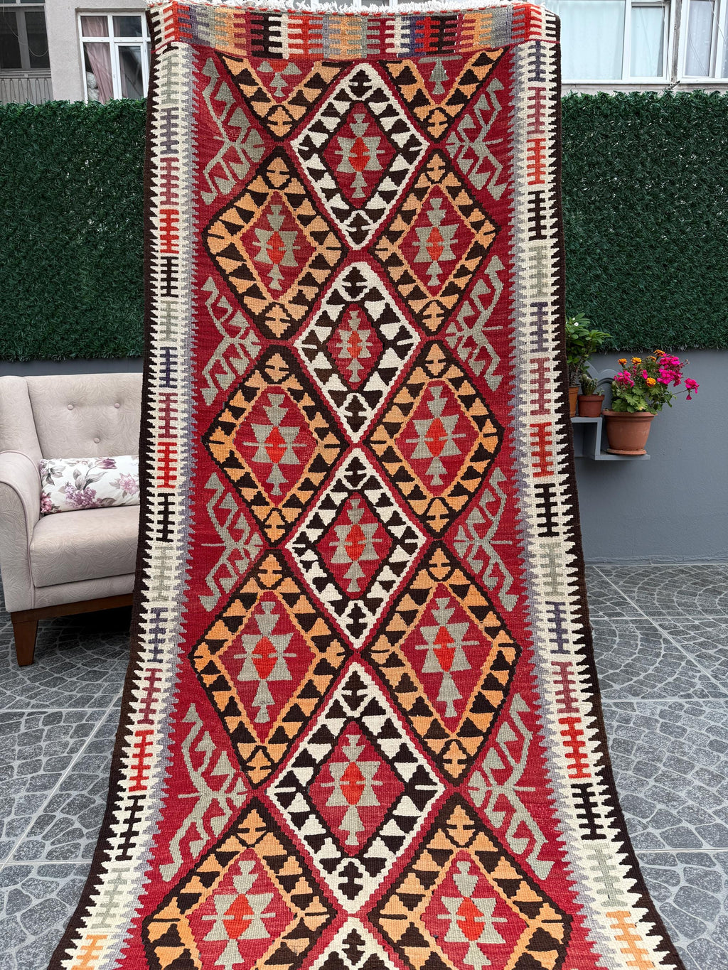 Vintage Handwoven Turkish Kilim Rug: Tarak Motif Wall Hanging (3.44x9.38ft)