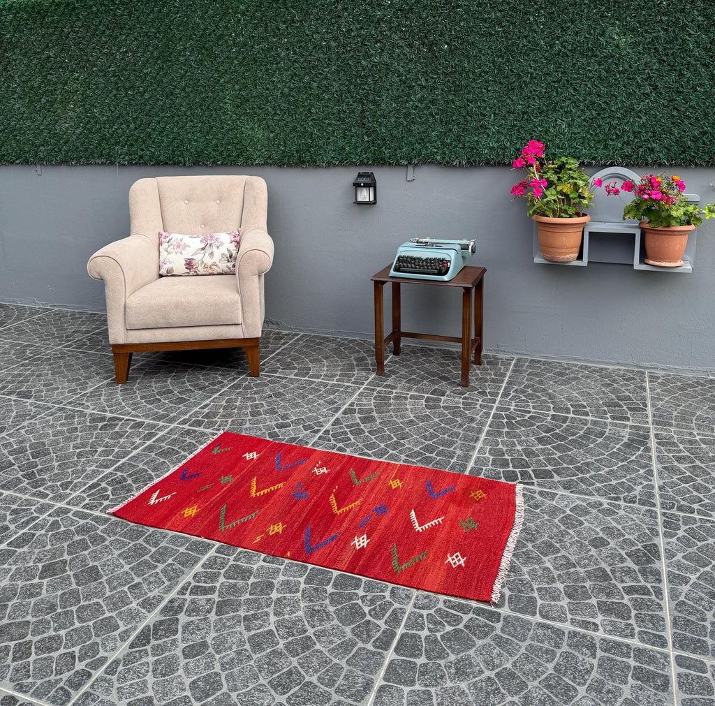 Vintage Turkish Kilim Rug, Handwoven Wool Cicim Rug (1.90x3.81 ft)