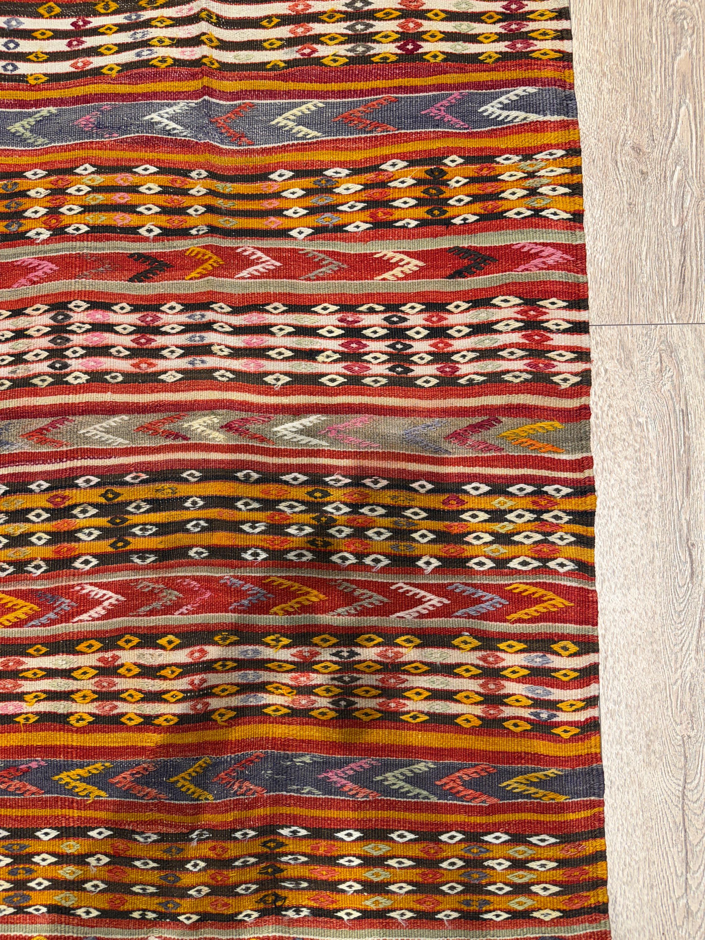 Vintage Turkish Kilim Rug, Handwoven Wool, Boho Tribal Decor (3x4.1 ft)