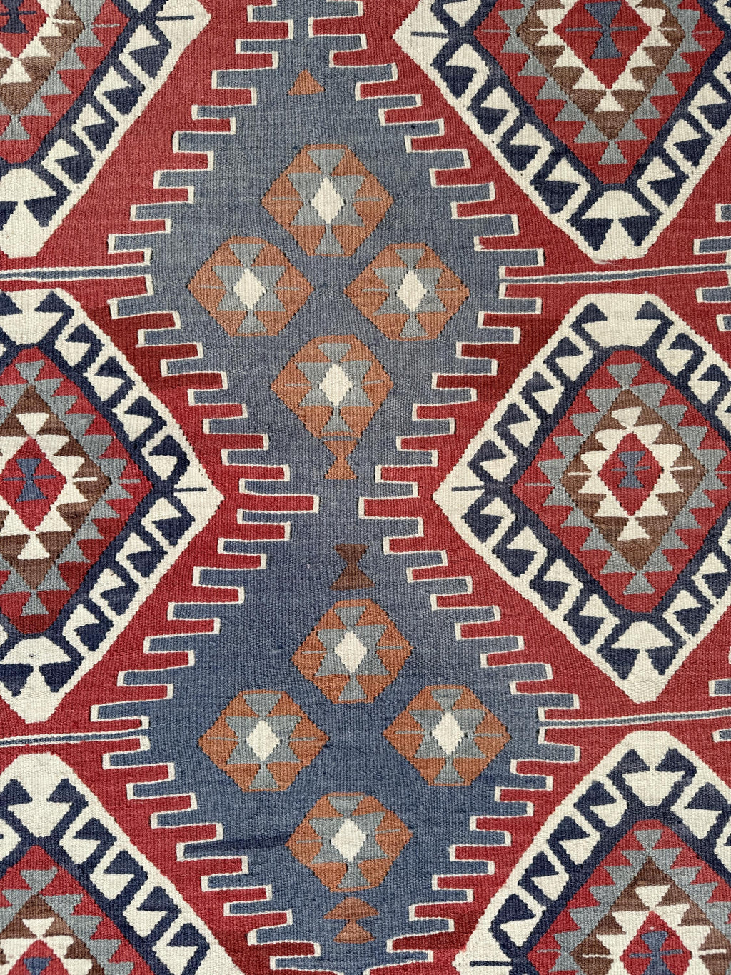 Handwoven Turkish Kilim Rug, Vintage Star Motif (3.64 x 4.33 ft)