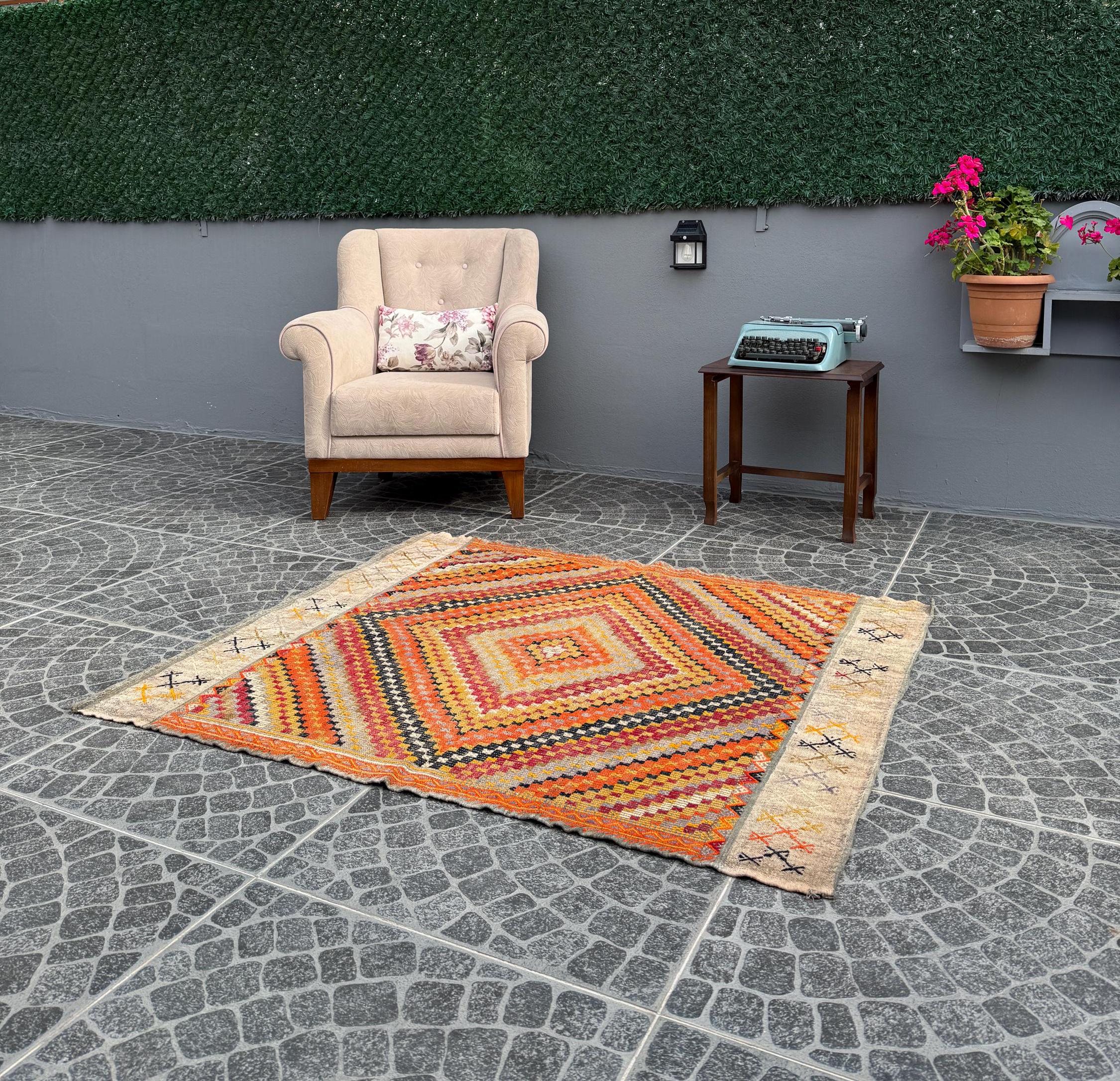 Vintage Turkish Kilim Rug, Handwoven Cicim, Bohemian Decor (4.00x4.66 ft)