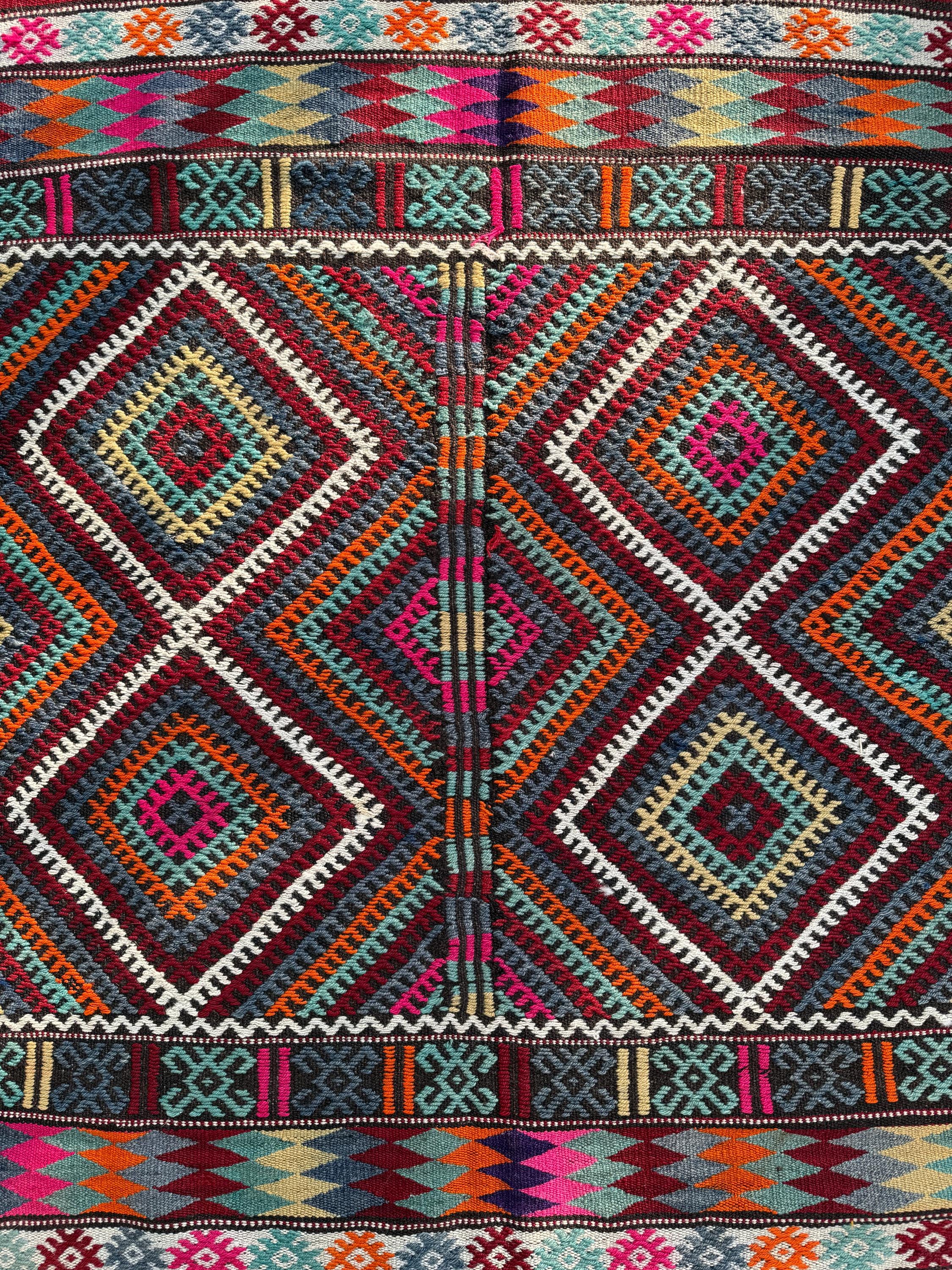 Vintage Turkish Kilim Rug, Handwoven Wool Boho Decor (3.12x4.79 ft)