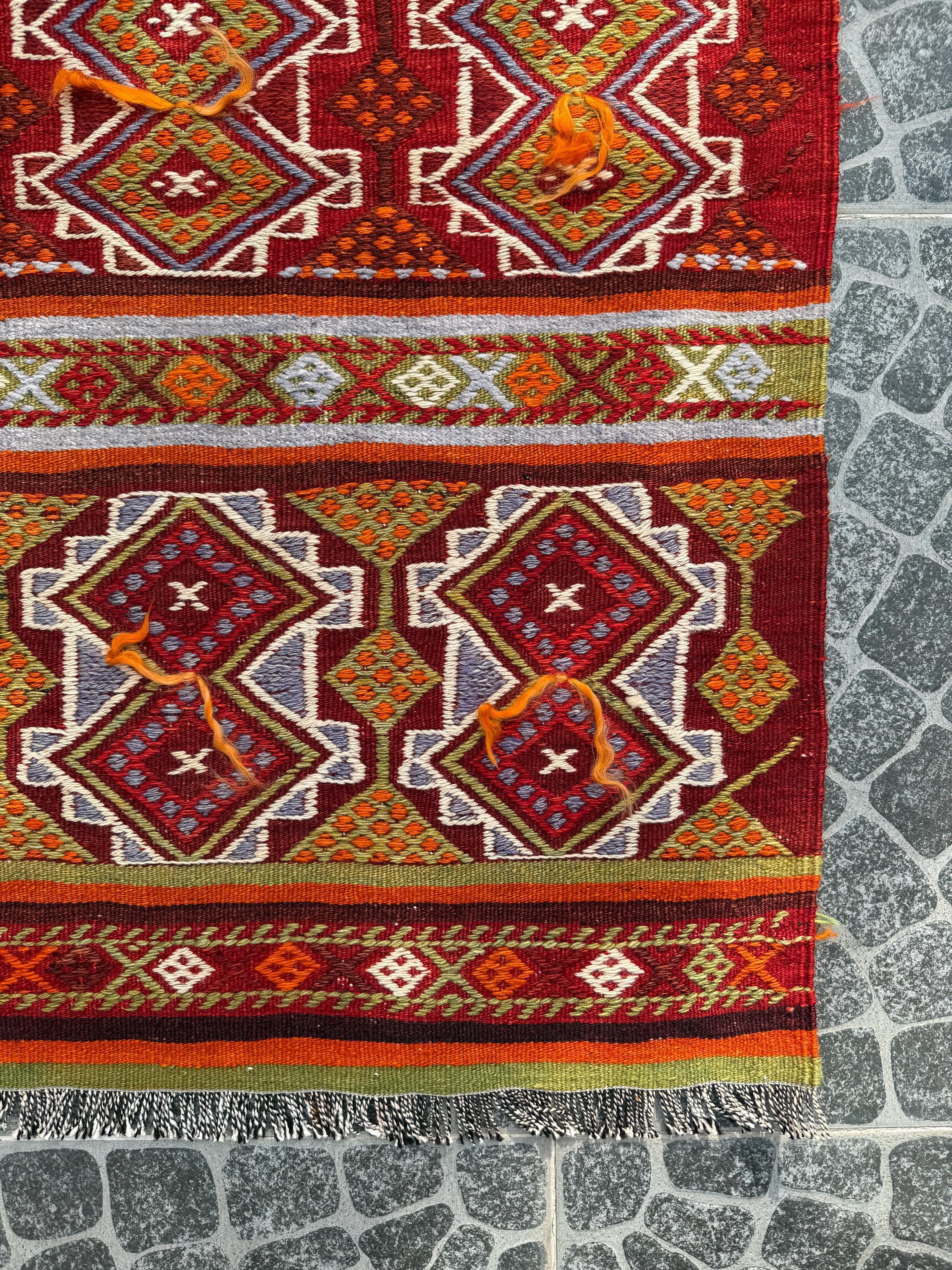 Vintage Turkish Kilim Rug, Handwoven Boho Decor (2.73x3.77 ft)