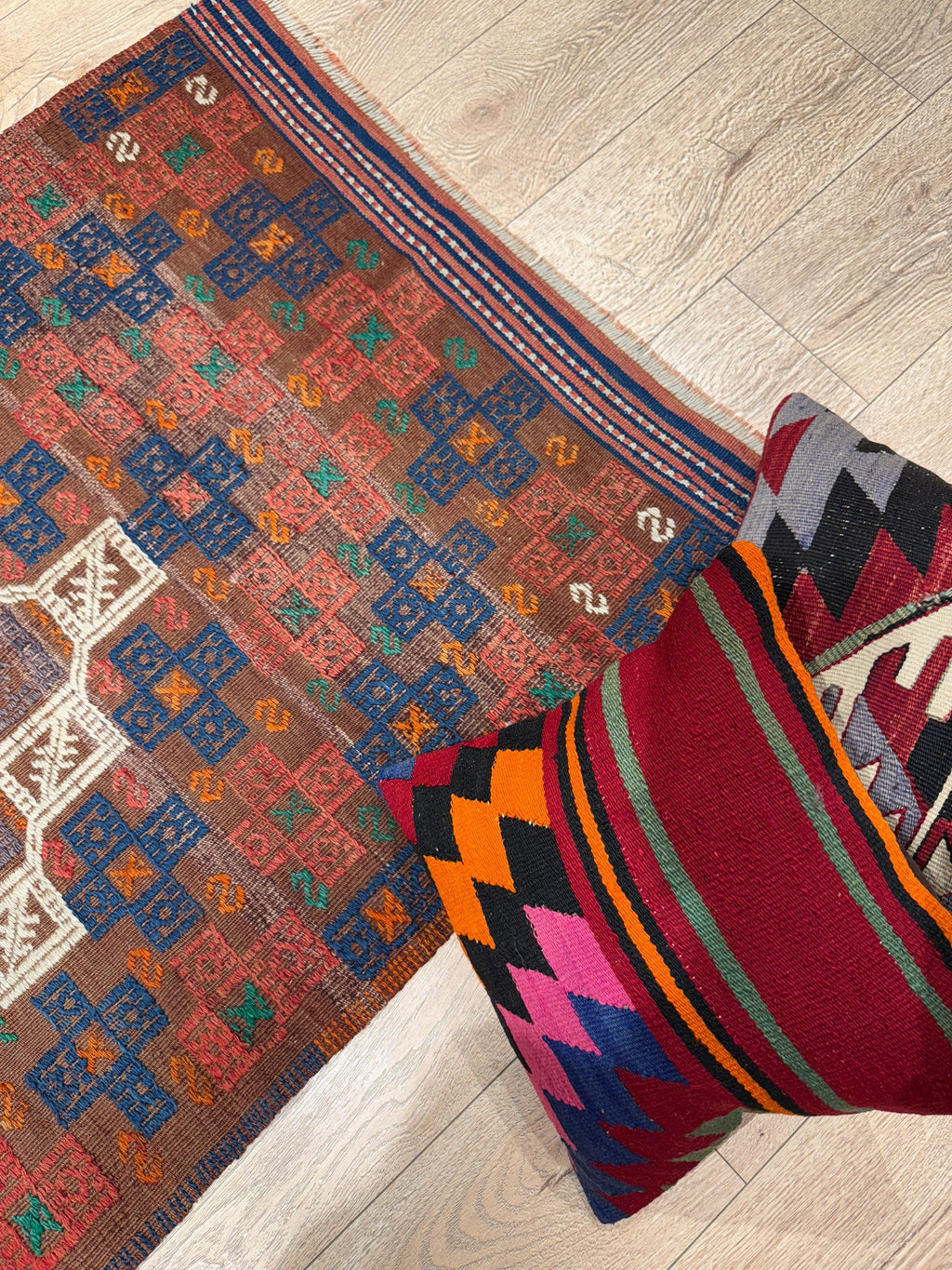 Vintage Turkish Kilim Rug, Handwoven Wool, Bohemian Area Rug (3.02x4.86 ft)