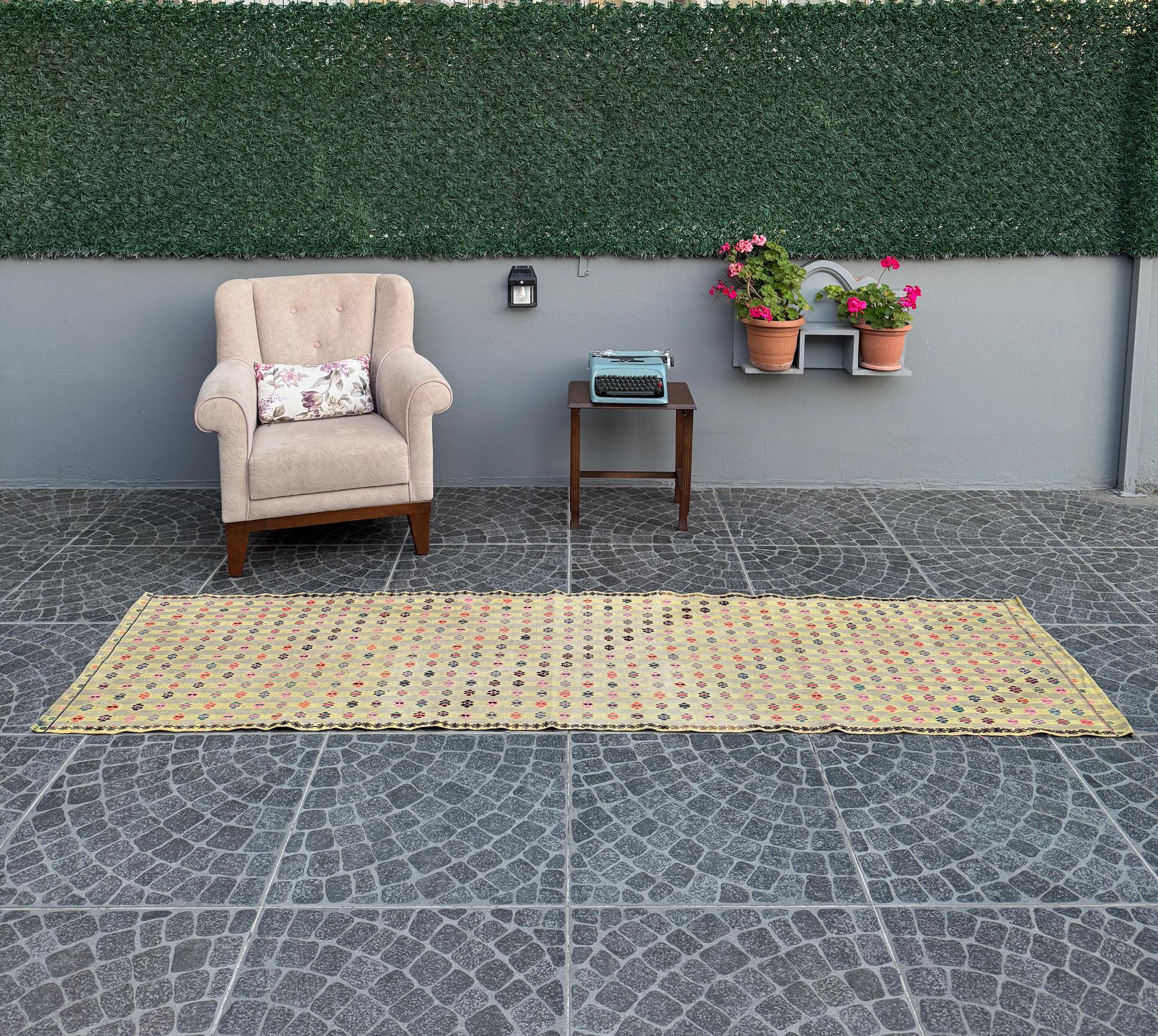 Vintage Turkish Kilim Rug – Cicim Weaving, Scorpion Motif (2.56x9.09 ft)