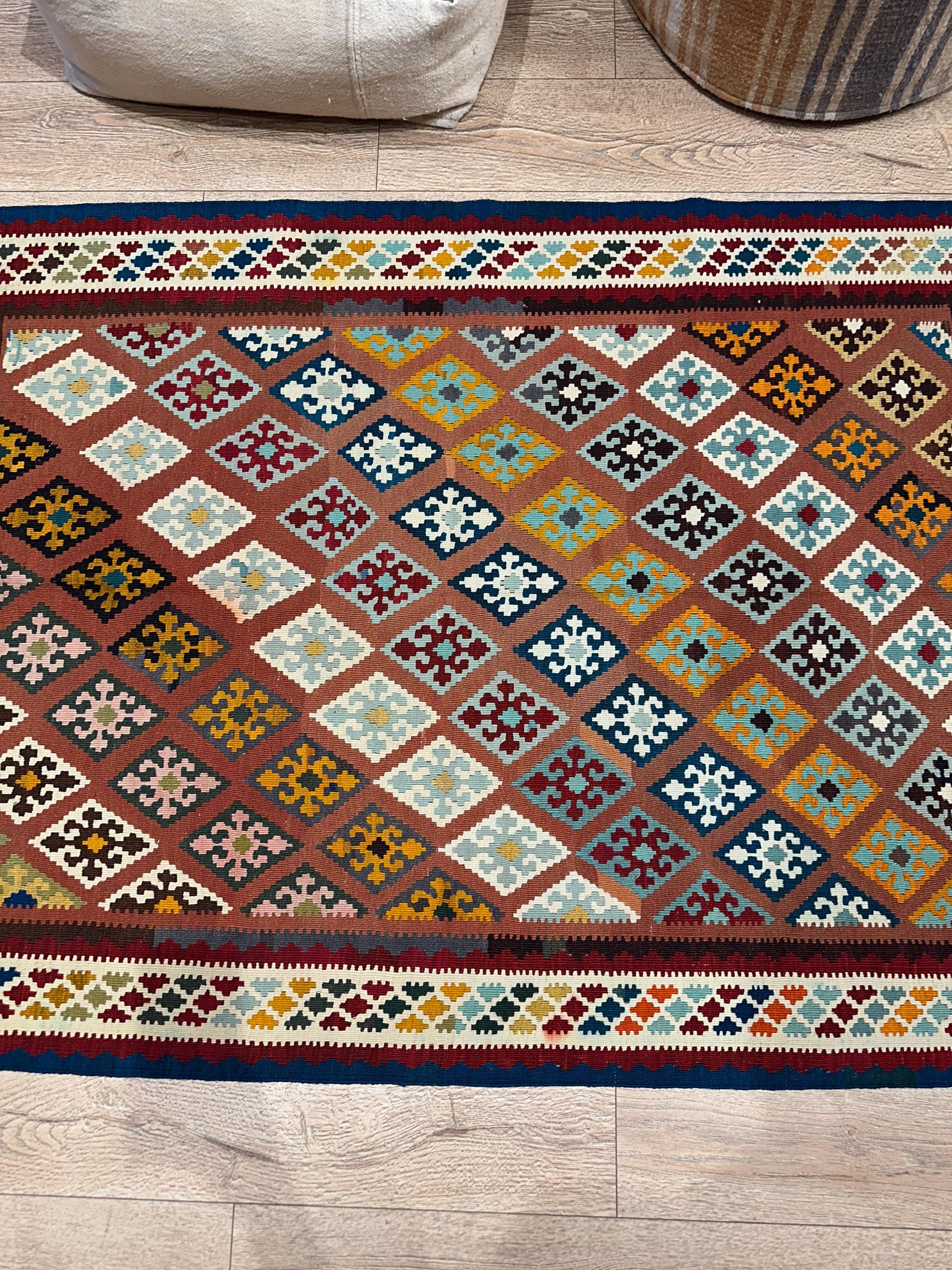 Vintage Turkish Bahtiyari Wool Rug, Multicolor Diamond Design (3.9 x 5.5 ft)