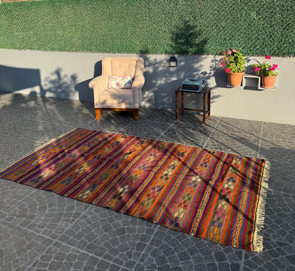 Handwoven Turkish Kilim Rug: Bohemian Geometric Vintage Accent Rug (4x6)