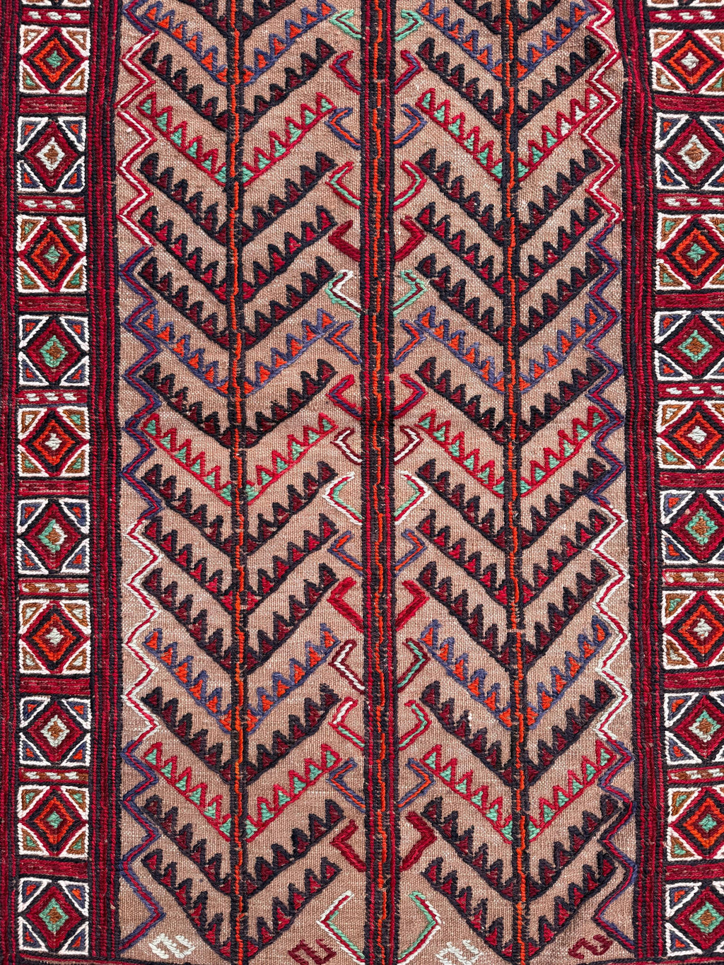 Vintage Turkish Kilim Rug, Handwoven Sumak Rug (2.43x3.97 ft)