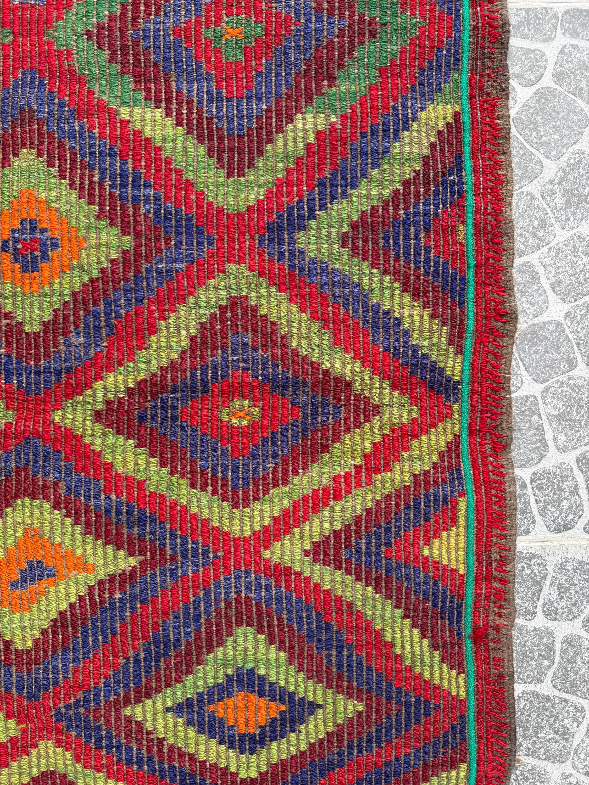 Vintage Handwoven Turkish Kilim Rug, Boho Home Decor (3.38x4.00 ft)