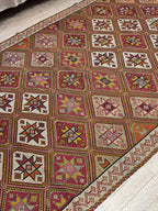 Vintage Turkish Kilim Rug – 4.6 x 8.2 ft, Handwoven Wool Star Diamond