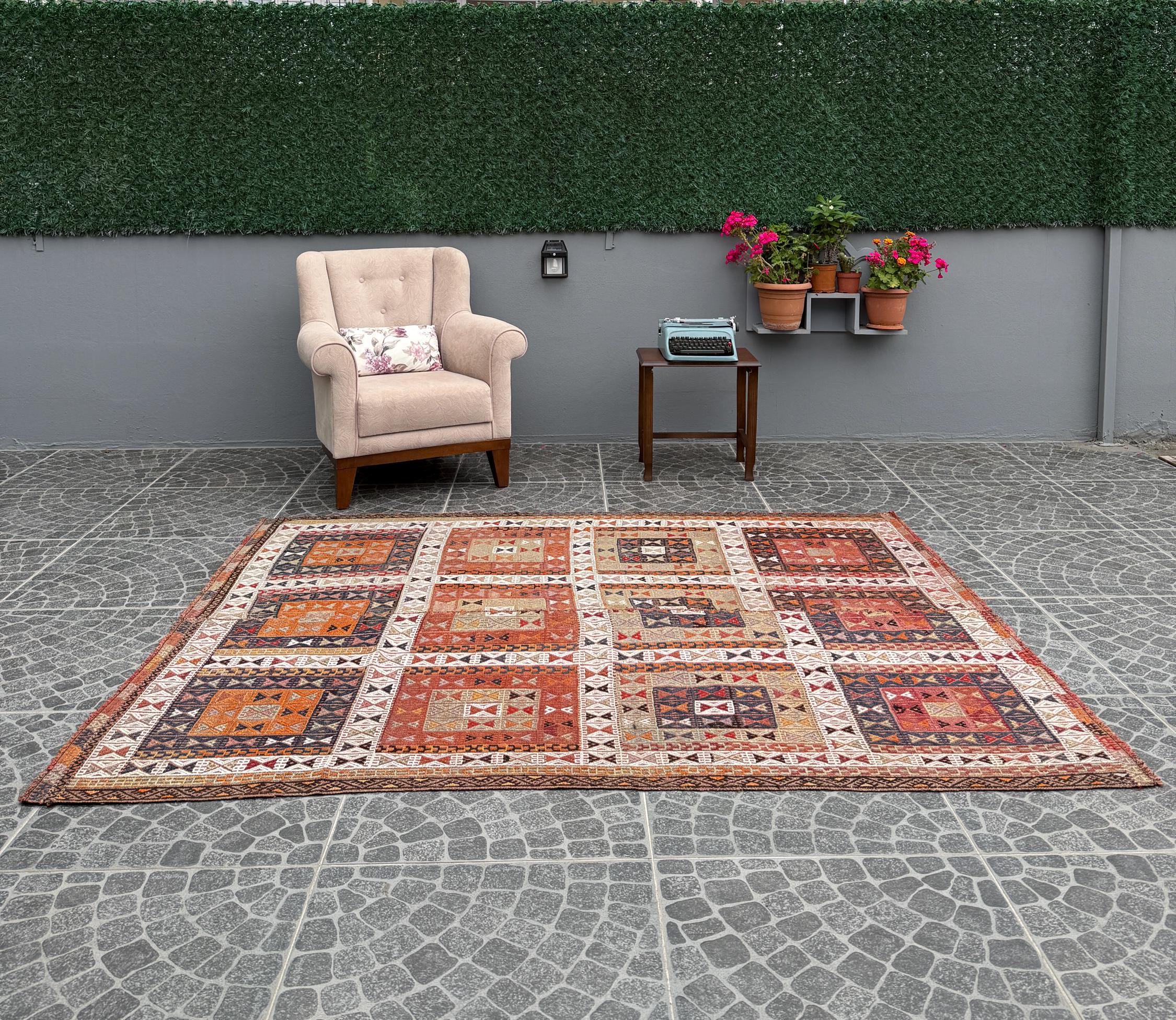 Vintage Turkish Kilim Rug, Handwoven Bohemian Decor (5.81x7.44 ft)