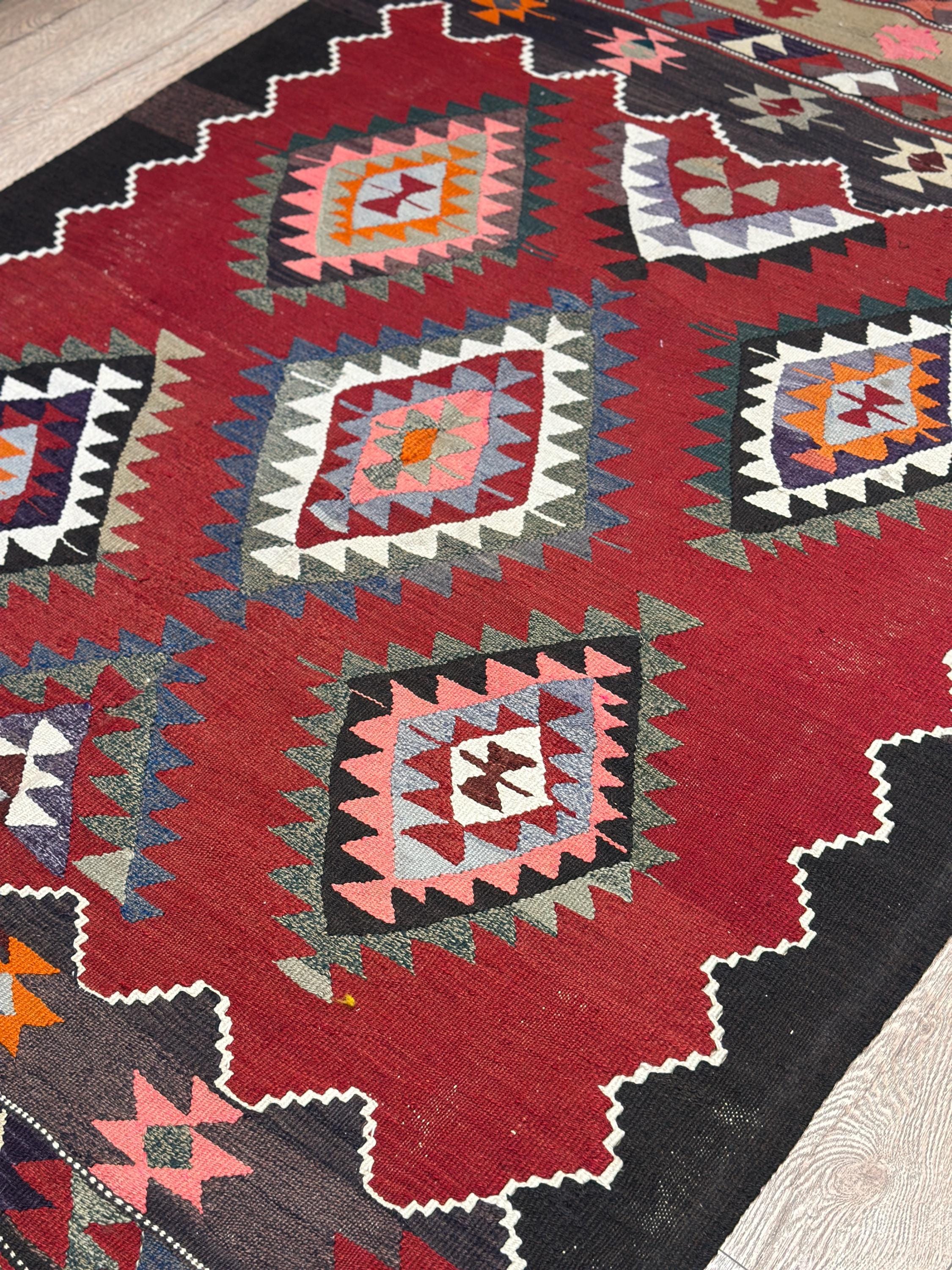 Vintage Turkish Kilim Rug – 4.6 x 7.4 ft, Red Black Geometric Wool Rug