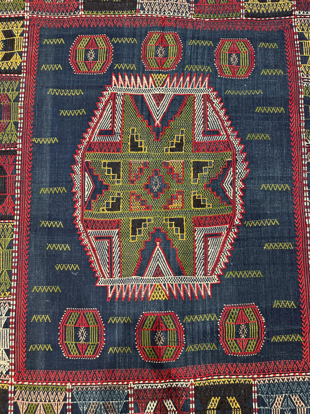 Vintage Turkish Kilim Rug, Handwoven Wool Area Rug (4.20x5.70 ft)