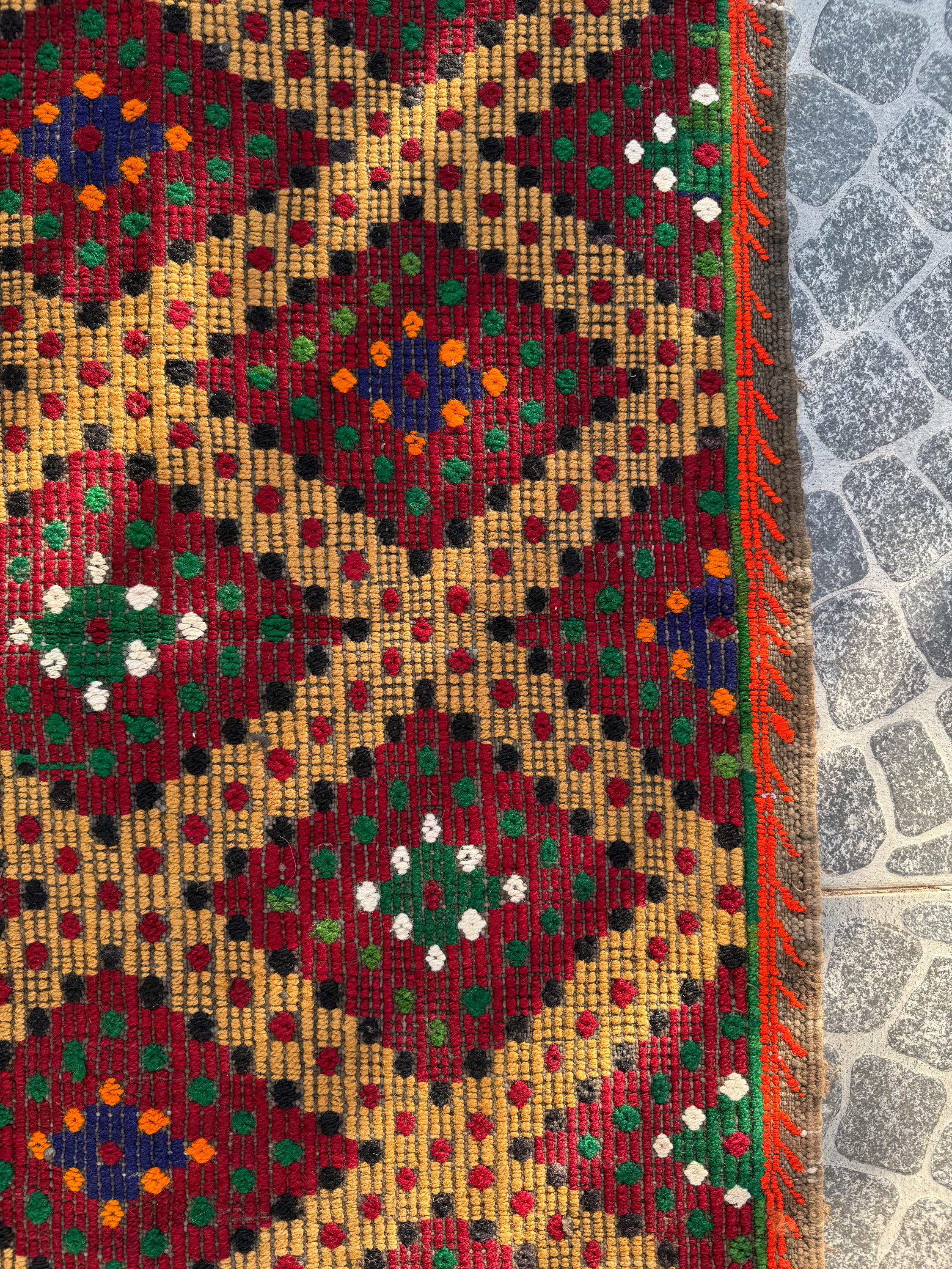 Vintage Turkish Kilim Rug, Handwoven Wool Anatolian Rug, Bohemian Decor (2.62x3.81 ft)