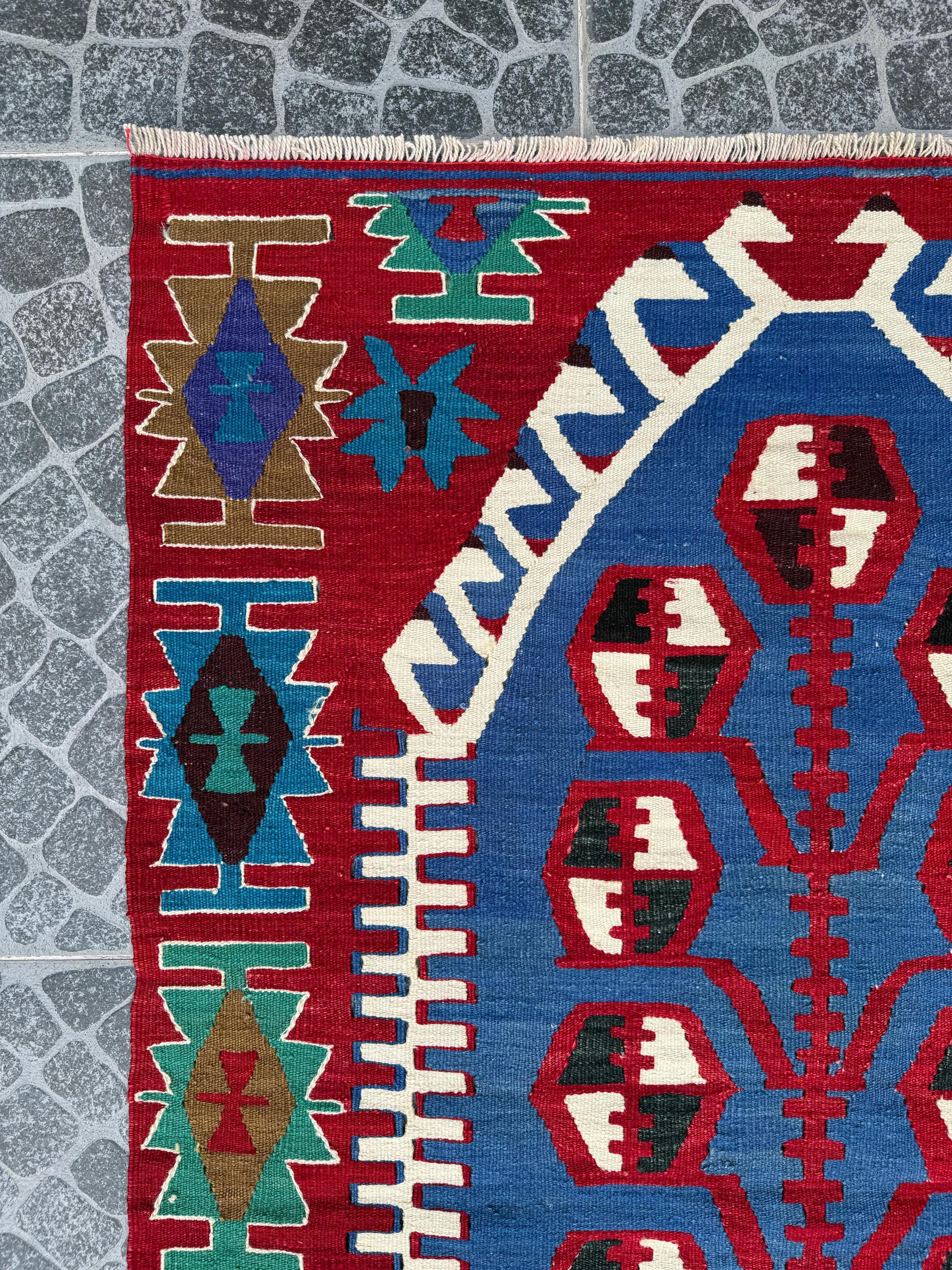 Vintage Turkish Kilim Rug, Tree of Life Motif, Handwoven Bohemian Decor (3.35x5.02 ft)