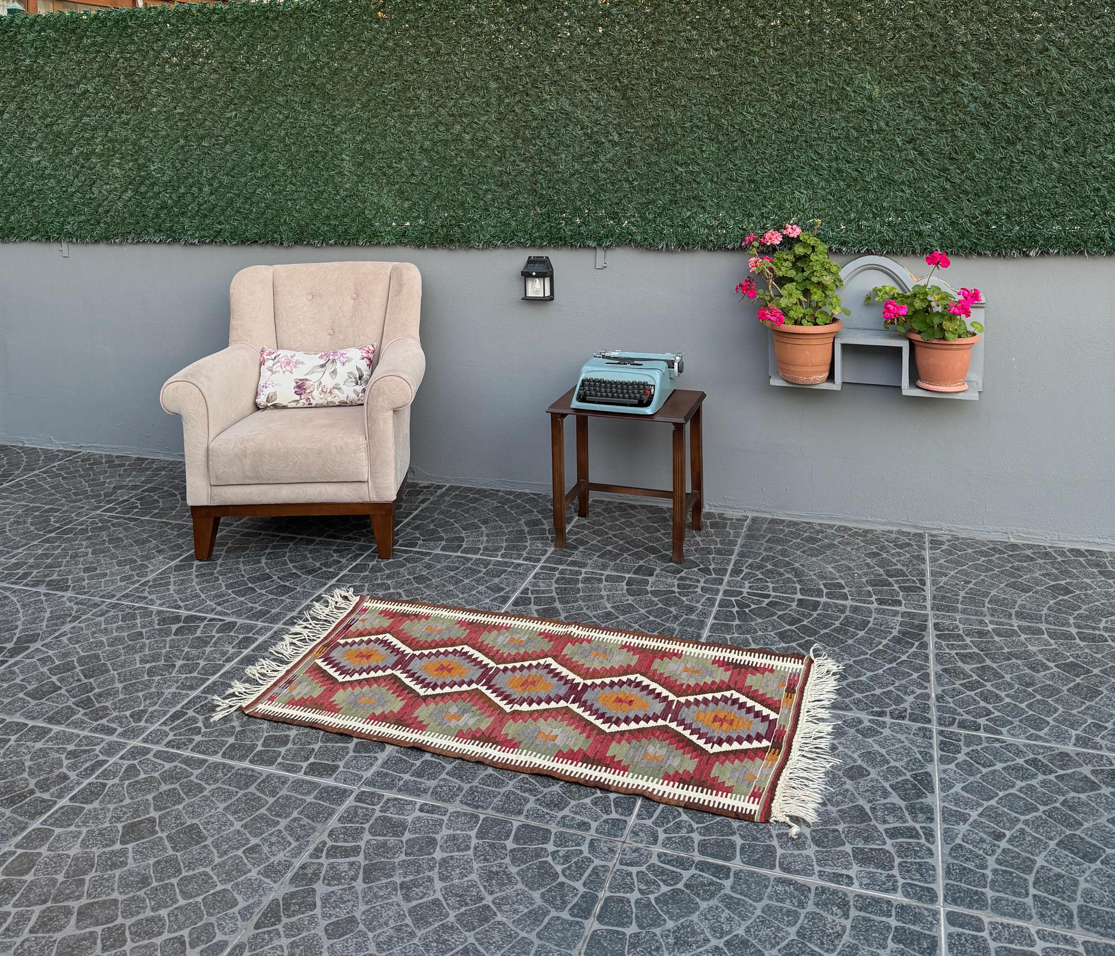 Vintage Handwoven Turkish Kilim Rug, Wool Bohemian Decor (2.30x4.33 ft)