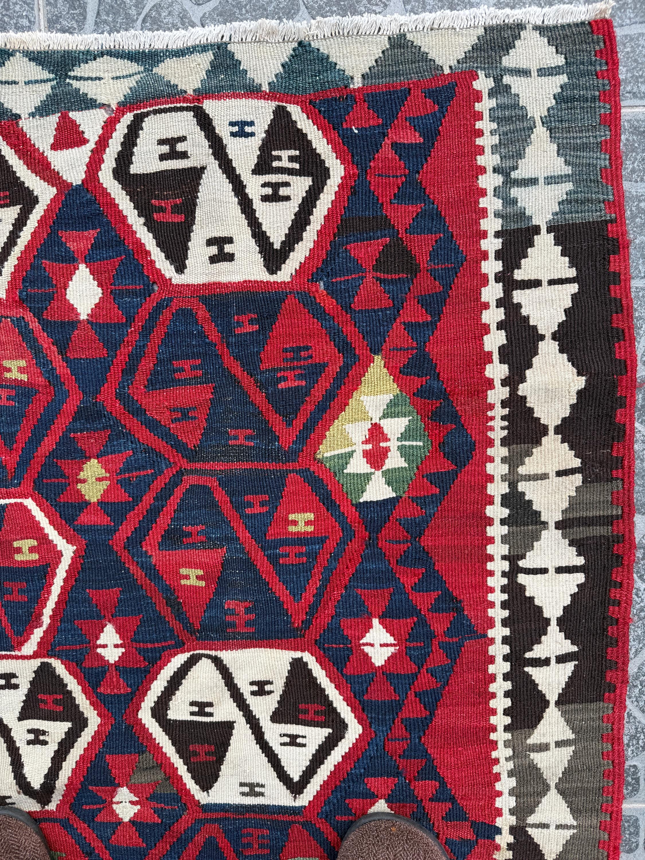 Handwoven Turkish Kilim Rug, Bohemian Geometric Rug (4.07x4.86 ft)