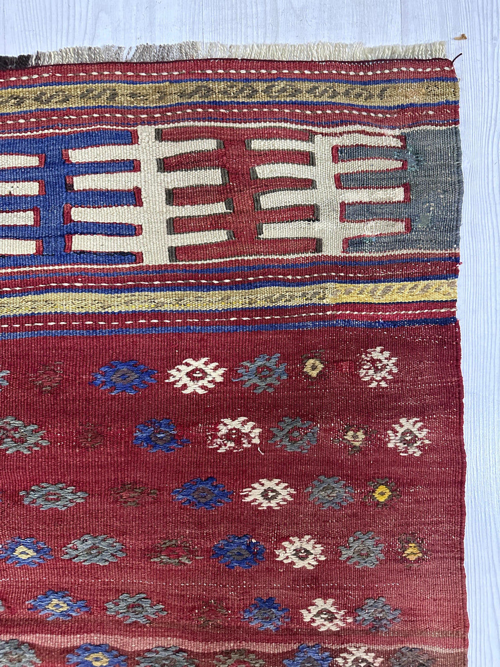 Vintage Turkish Kilim Rug – Handwoven Wool Carpet, 4.59x5.84 ft