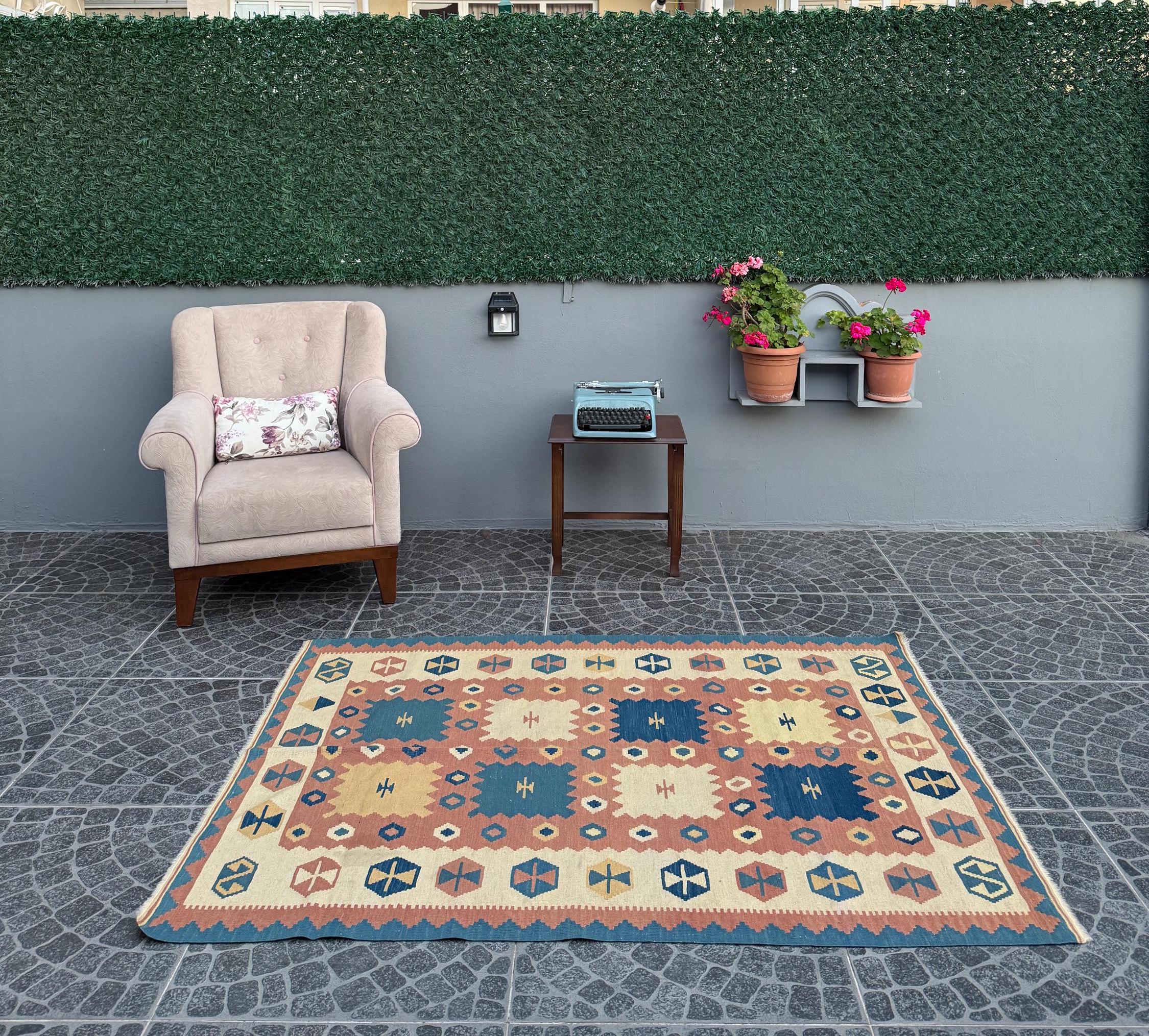 Vintage Turkish Kilim Rug, Handwoven Wool, Bohemian Decor (4.13x5.74 ft)