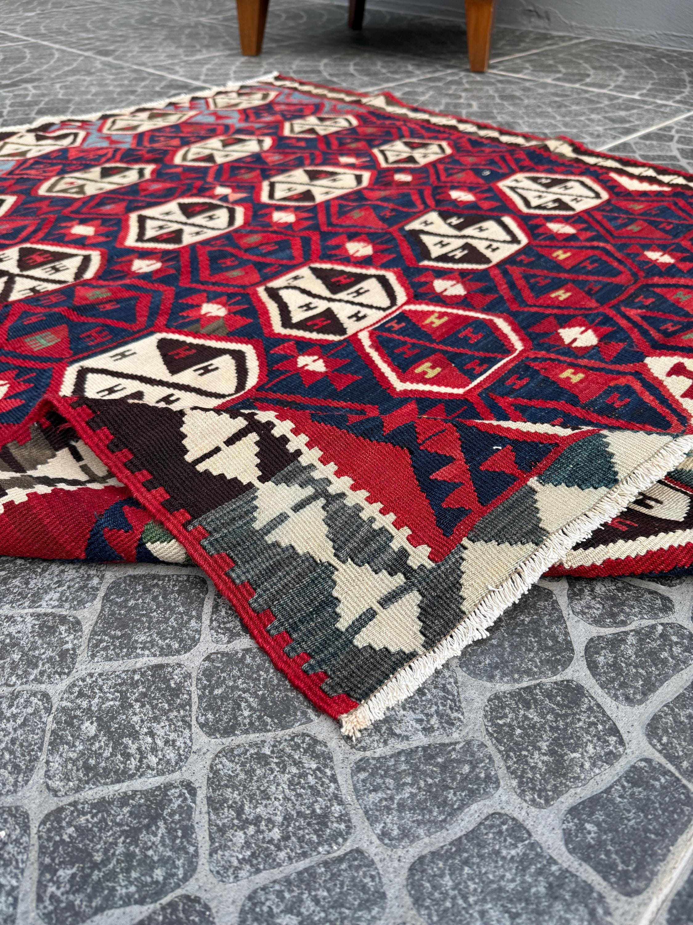 Handwoven Turkish Kilim Rug, Bohemian Geometric Rug (4.07x4.86 ft)