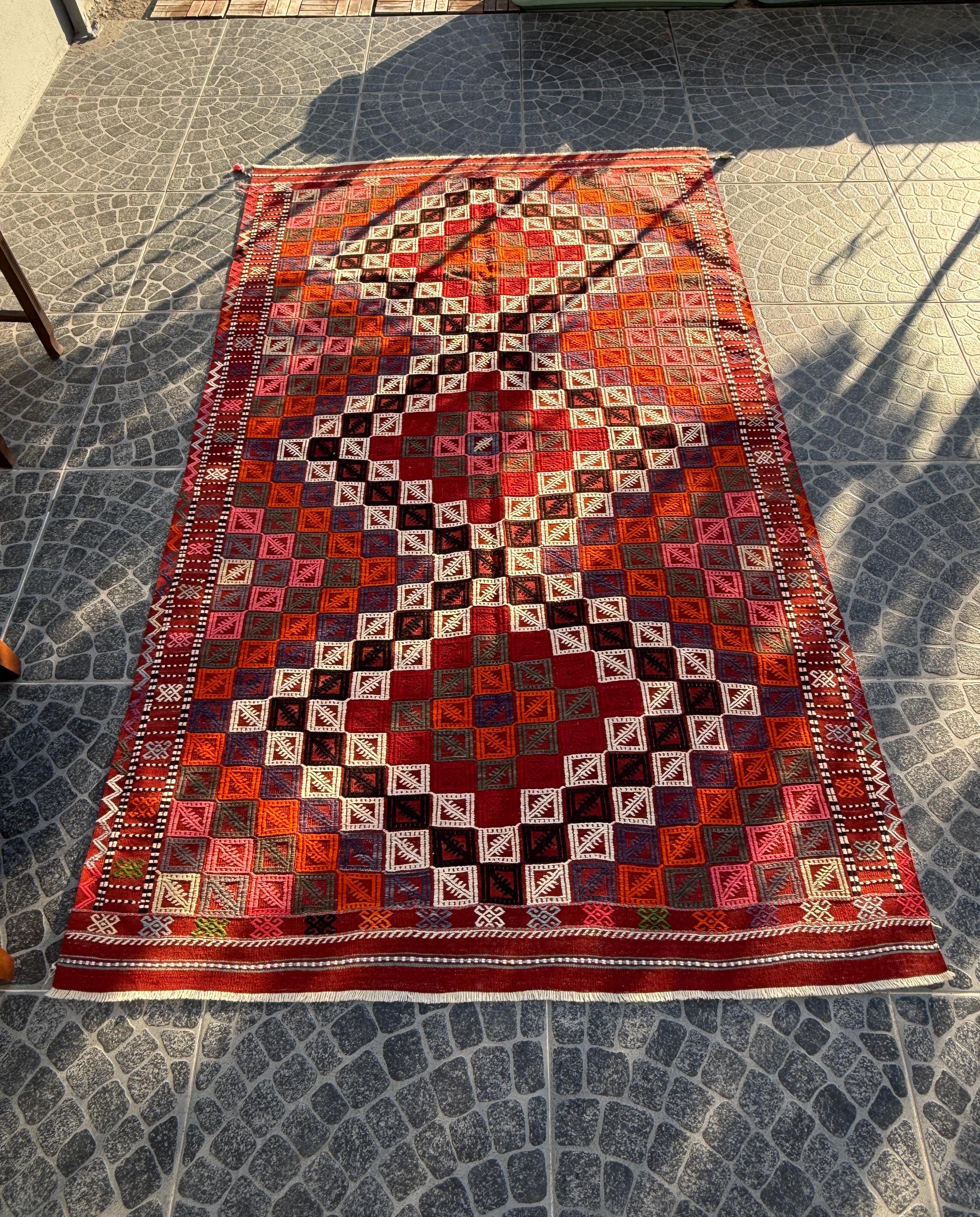 Vintage Turkish Kilim Rug, Handwoven Wool, Bohemian Decor (5.05x8.37 ft)