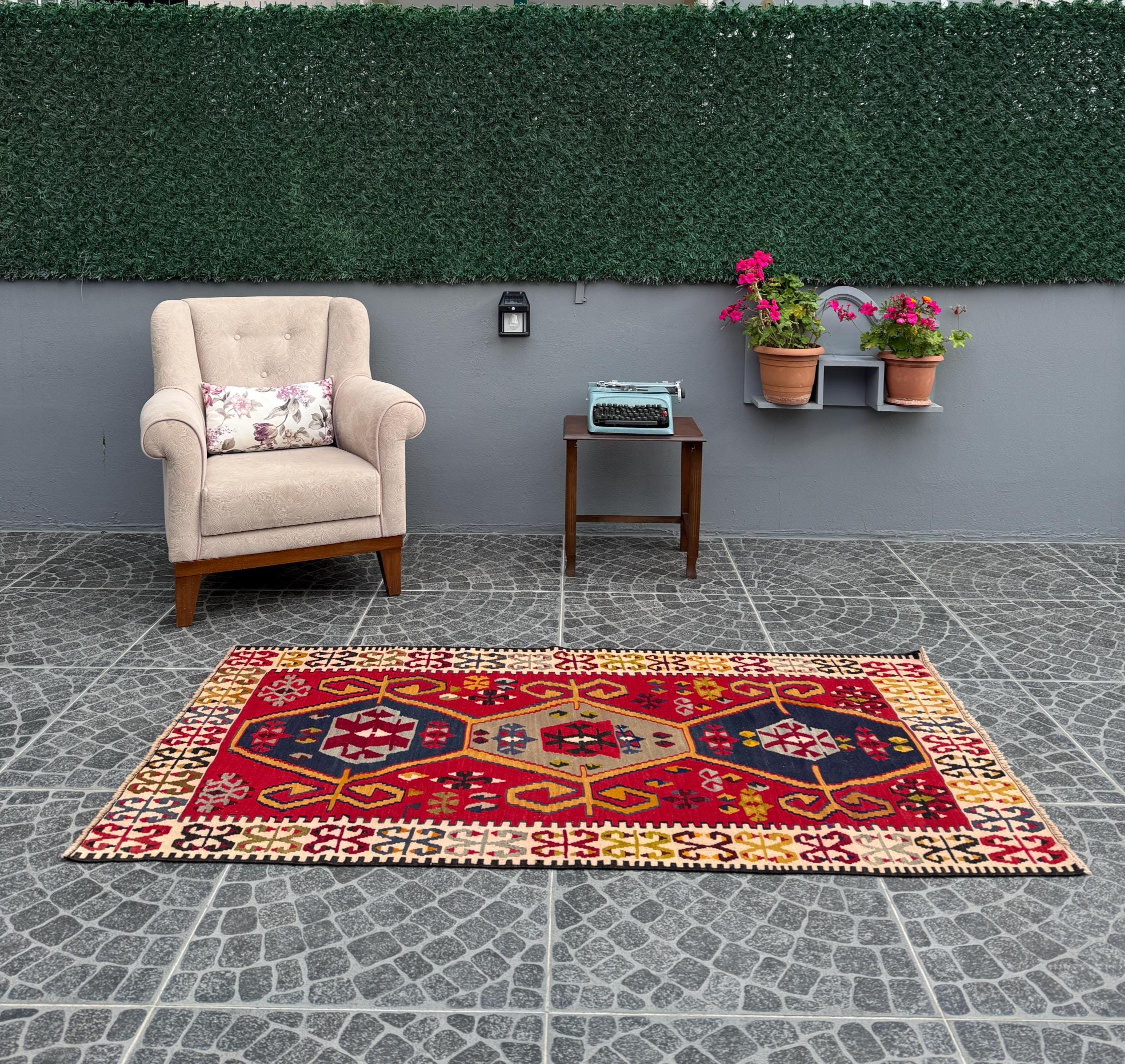 Vintage Turkish Kilim Rug: Handwoven Wool Boho Decor (3.28x6.23 ft)