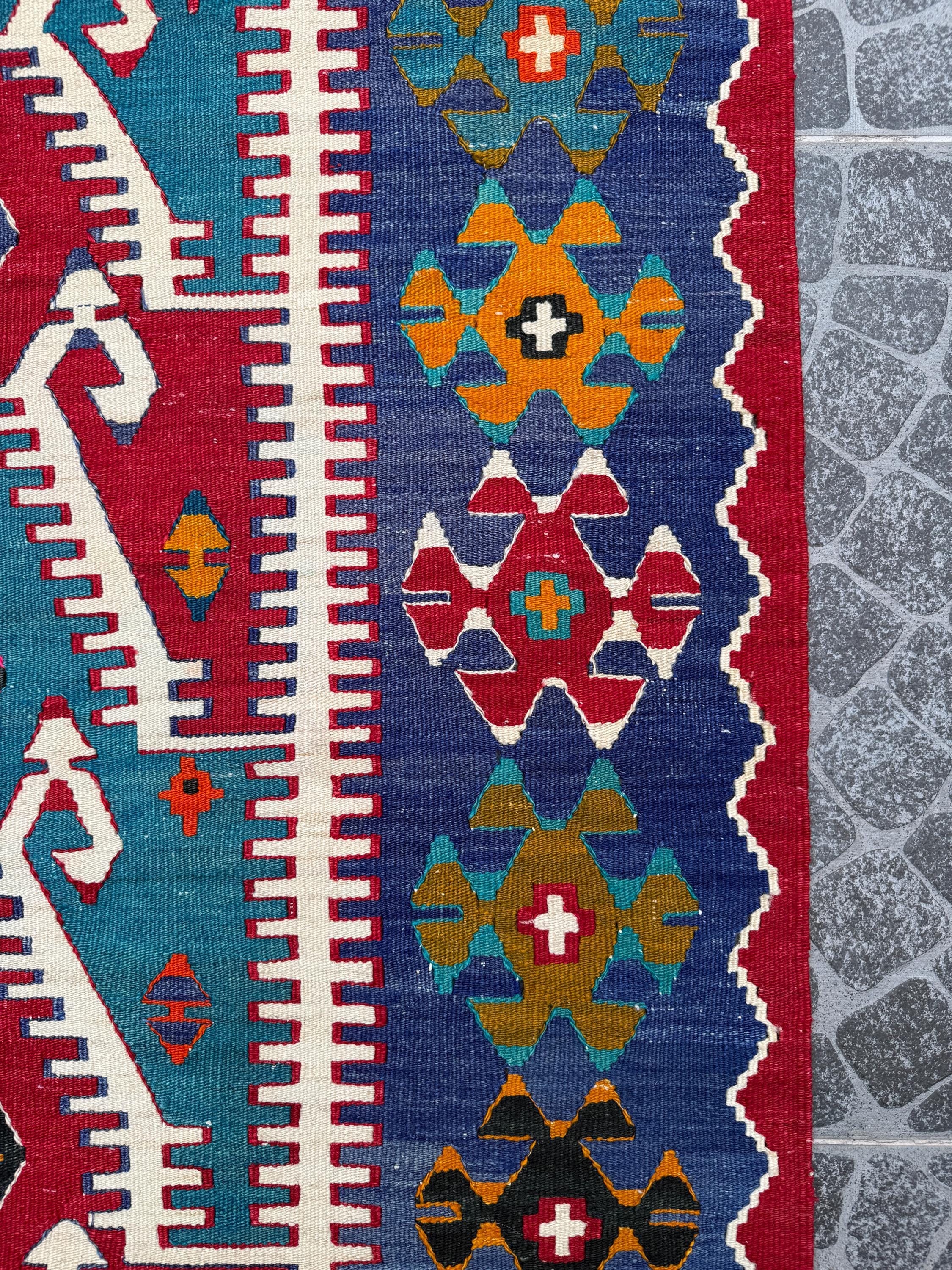 Vintage Turkish Kilim Rug, Scorpion Motif, Bohemian Home Decor (3.64x5.64ft)