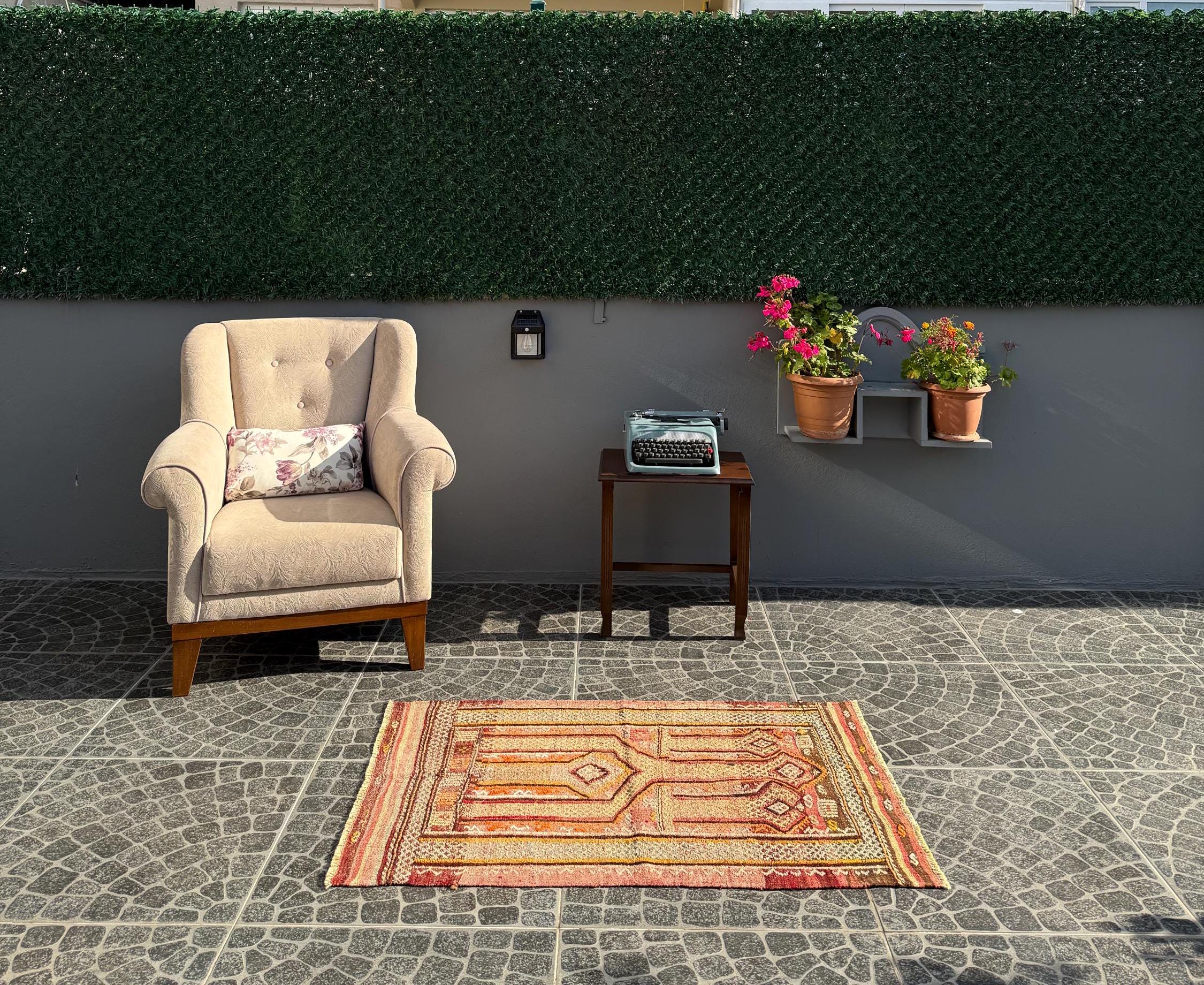 Vintage Handwoven Turkish Kilim Rug, Bohemian Home Decor (2.62x3.94 ft)