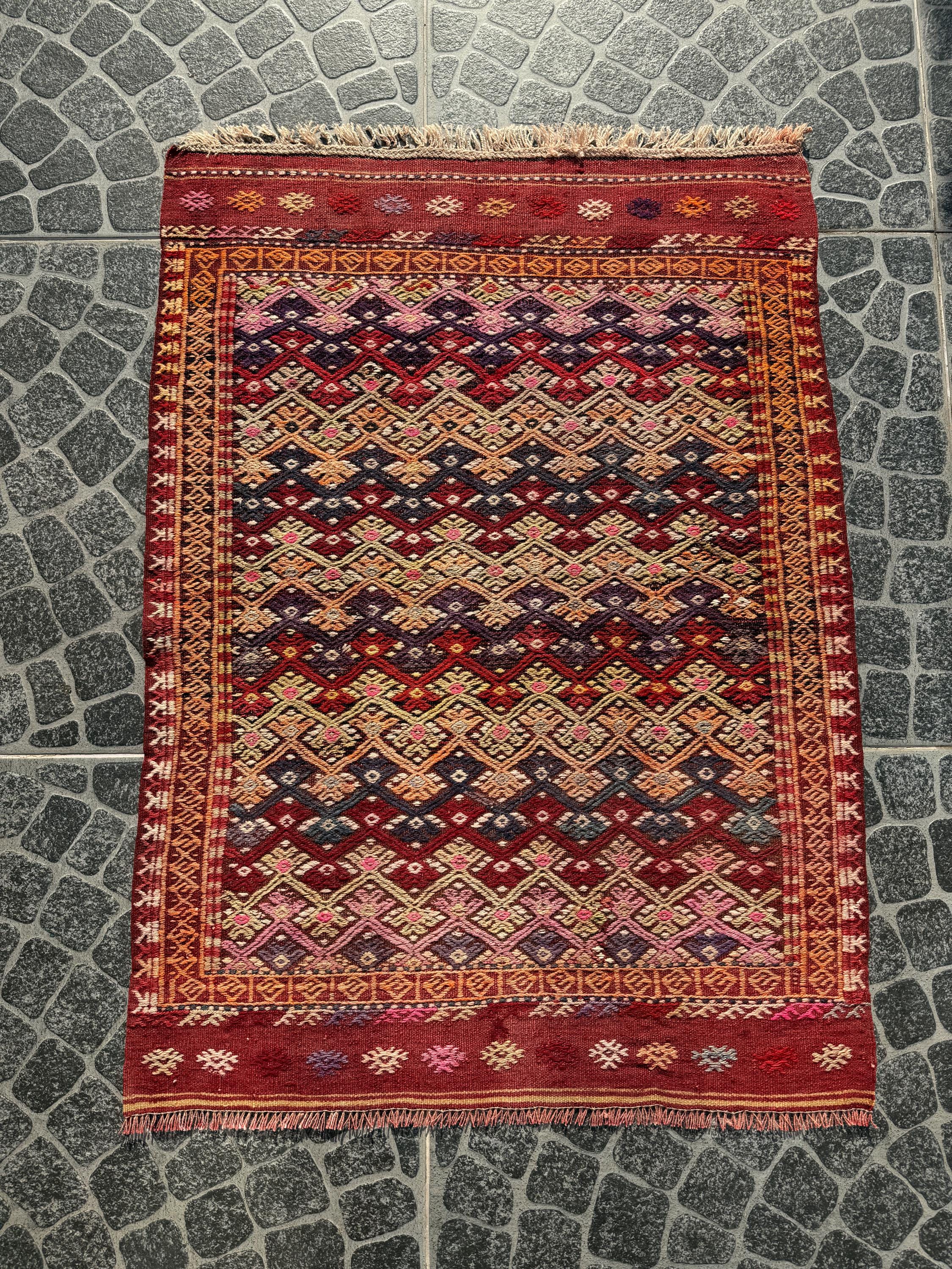 Vintage Afyon Cicim Rug, Handwoven Wool, Turkish Boho Decor (2.56x3.48 ft)