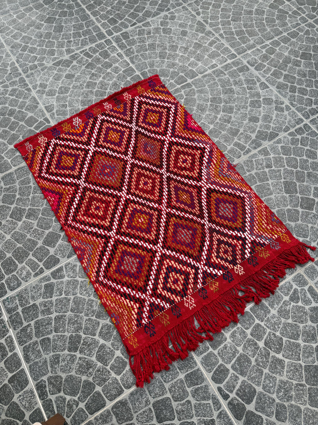 Vintage Turkish Kilim Rug, Bohemian Woven Area Rug, 2.95x3.97 ft