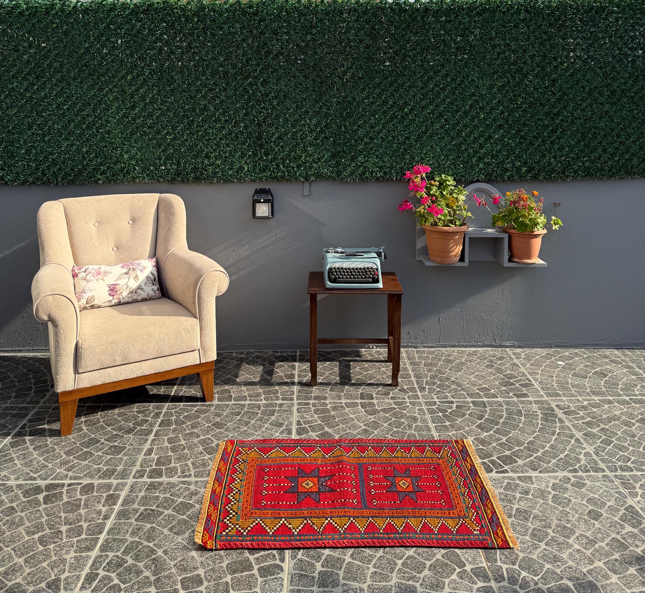 Vintage Turkish Cicim Kilim Rug, Handwoven Wool, Geometric Design (2.07x3.28 ft)